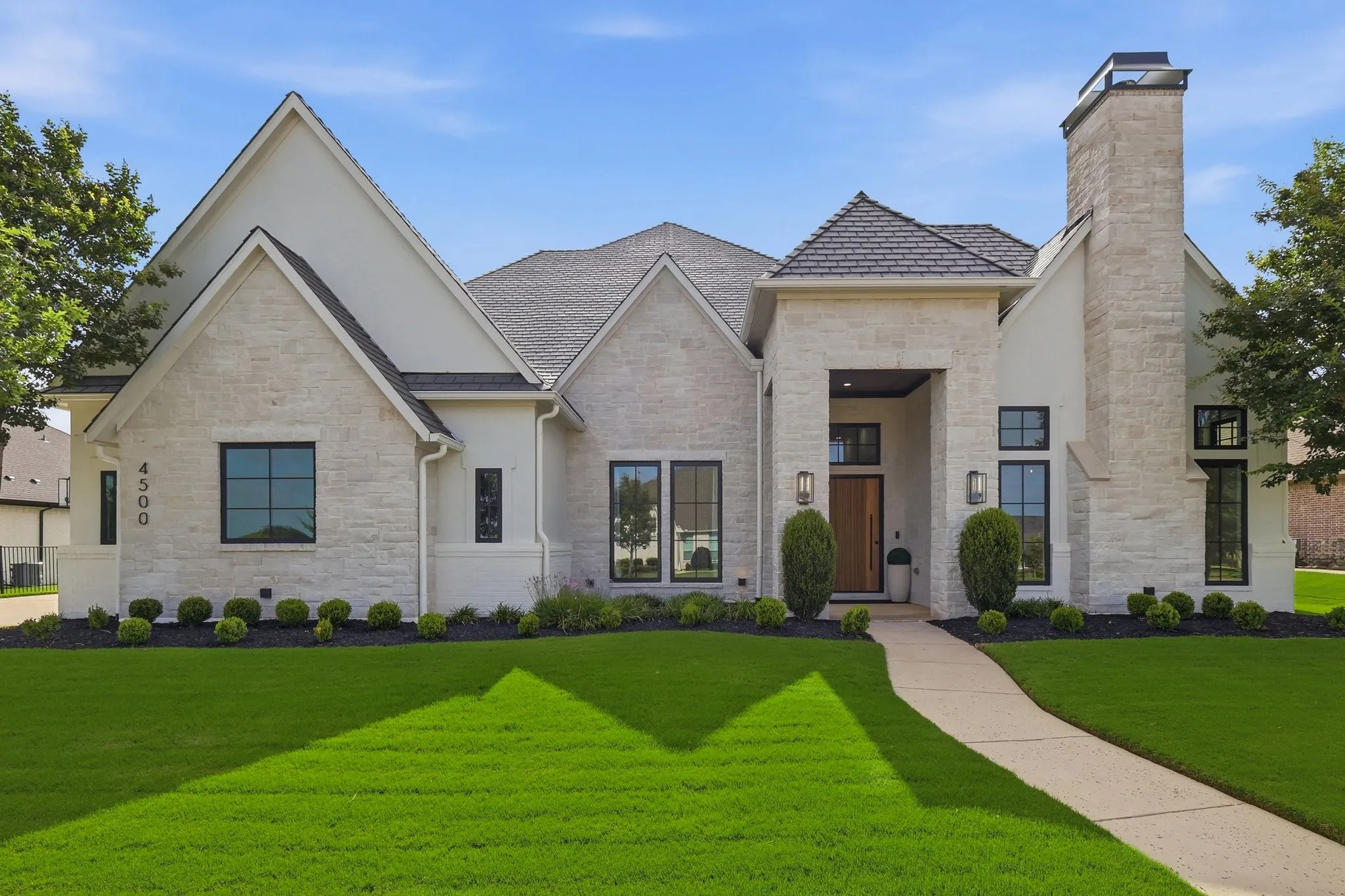 Single Family Residence For Sale in Denton County , 4500 Saddlewood Drive, Flower Mound, Texas 75028, 4 Bedroom, 5 Bathroom, 4 Garage spaces, 5,001 Sqft, built in 2016, mls#21358257, Real Estate Agent in Flower Mound, Homes For Sale in Denton county, Homes For Sale in Flower Mound, Realtor in Flower Mound Texas, Real Estate Brokerage Independent Realty Texas, Luminita Cordes Realtor