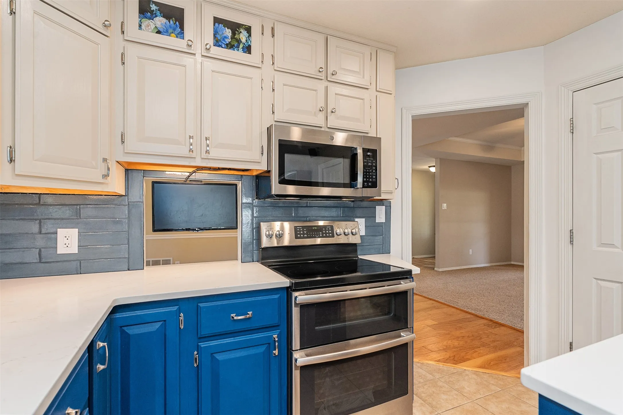 Single Family Residence For Sale in Kaufman County , 17325 County Road 4067, Kemp, Texas 75143, 3 Bedroom, 3 Bathroom, 2 Garage spaces, 1,997 Sqft, built in 1996, mls#21358808, Real Estate Agent in Kemp, Homes For Sale in Kaufman county, Homes For Sale in Kemp, Realtor in Kemp Texas, Real Estate Brokerage Independent Realty Texas, Luminita Cordes Realtor
