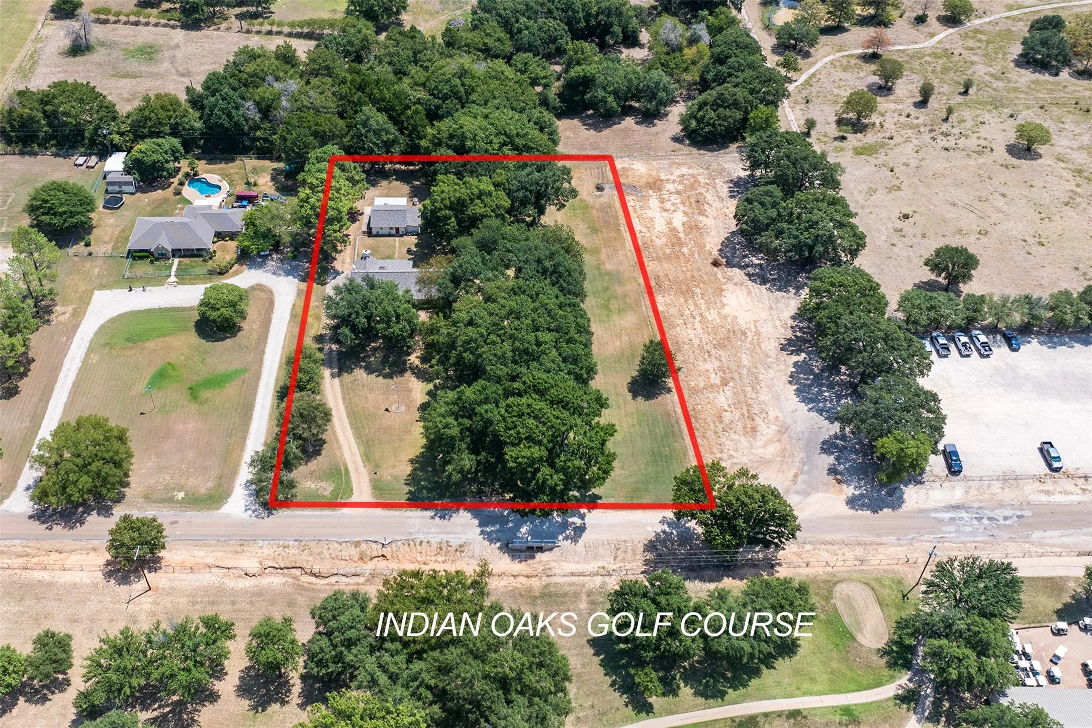 Single Family Residence For Sale in Kaufman County , 17325 County Road 4067, Kemp, Texas 75143, 3 Bedroom, 3 Bathroom, 2 Garage spaces, 1,997 Sqft, built in 1996, mls#21358808, Real Estate Agent in Kemp, Homes For Sale in Kaufman county, Homes For Sale in Kemp, Realtor in Kemp Texas, Real Estate Brokerage Independent Realty Texas, Luminita Cordes Realtor