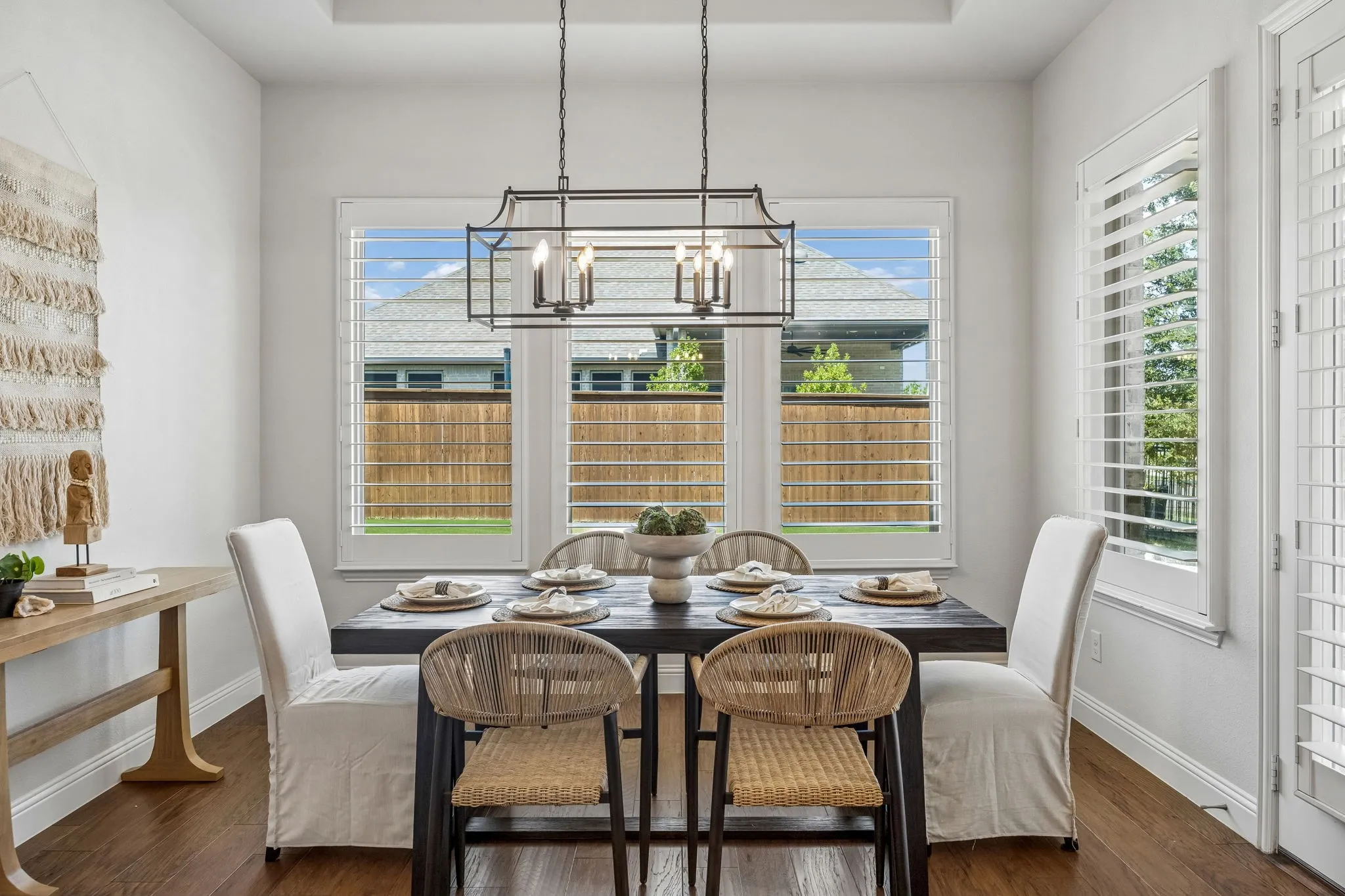 Single Family Residence For Sale in Collin County , 1739 Ellington Drive, Celina, Texas 75009, 4 Bedroom, 4 Bathroom, 3 Garage spaces, 2,520 Sqft, built in 2020, mls#21357643, Real Estate Agent in Celina, Homes For Sale in Collin county, Homes For Sale in Celina, Realtor in Celina Texas, Real Estate Brokerage Independent Realty Texas, Luminita Cordes Realtor