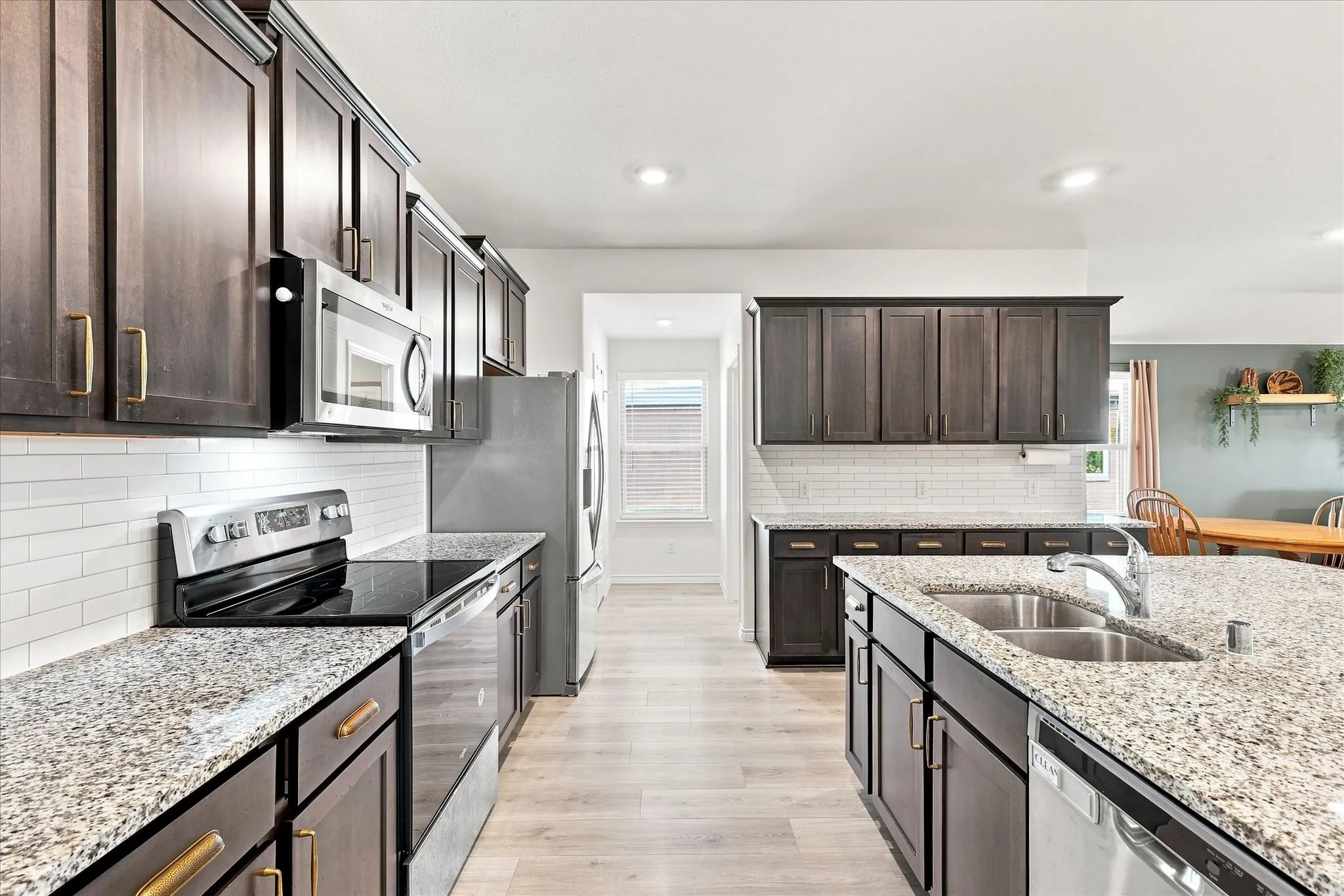 Single Family Residence For Sale in Collin County , 1112 Bois D Arc Lane, Anna, Texas 75409, 4 Bedroom, 2 Bathroom, 2 Garage spaces, 2,059 Sqft, built in 2020, mls#21355642, Real Estate Agent in Anna, Homes For Sale in Collin county, Homes For Sale in Anna, Realtor in Anna Texas, Real Estate Brokerage Independent Realty Texas, Luminita Cordes Realtor