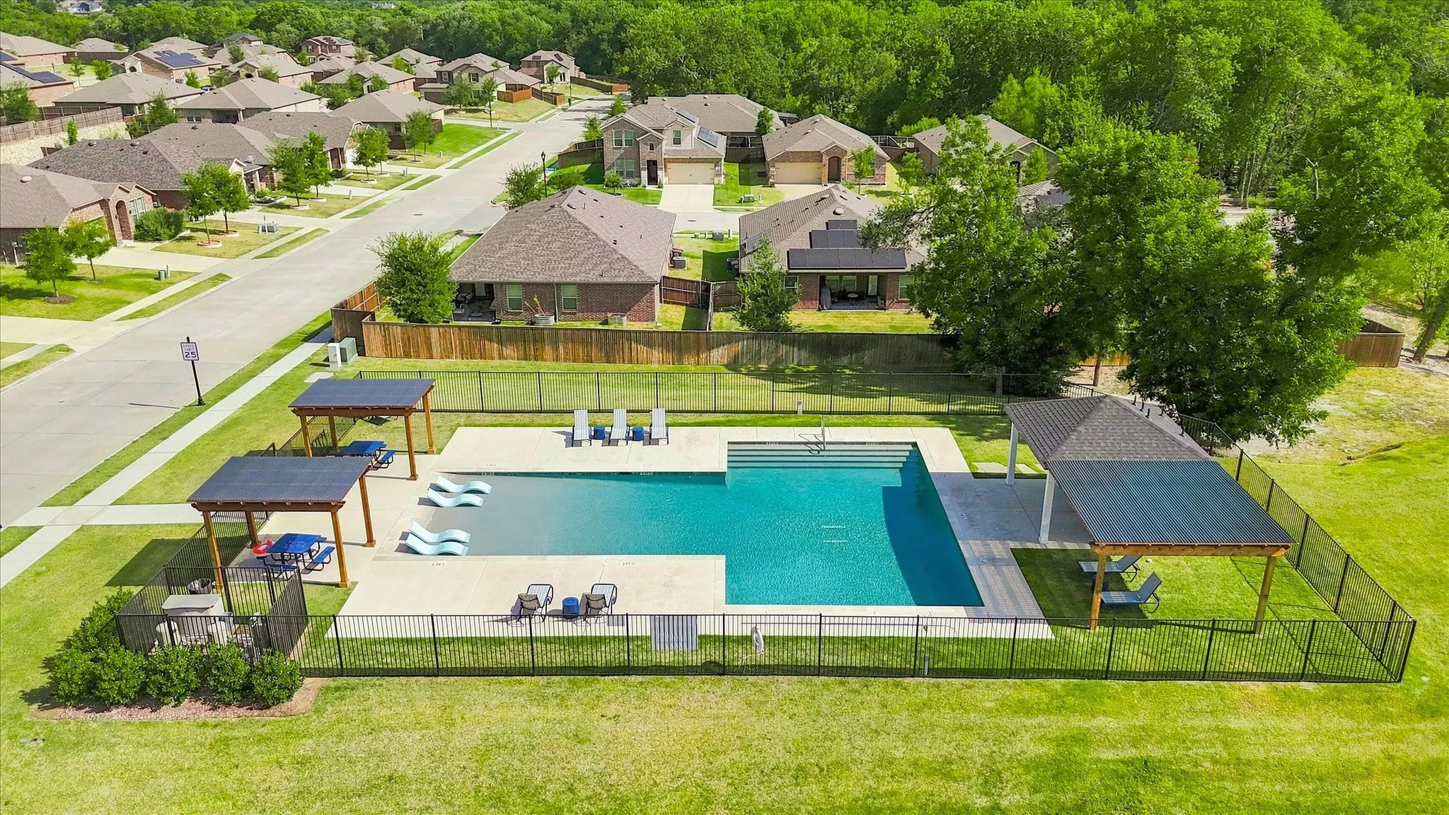 Single Family Residence For Sale in Collin County , 1112 Bois D Arc Lane, Anna, Texas 75409, 4 Bedroom, 2 Bathroom, 2 Garage spaces, 2,059 Sqft, built in 2020, mls#21355642, Real Estate Agent in Anna, Homes For Sale in Collin county, Homes For Sale in Anna, Realtor in Anna Texas, Real Estate Brokerage Independent Realty Texas, Luminita Cordes Realtor