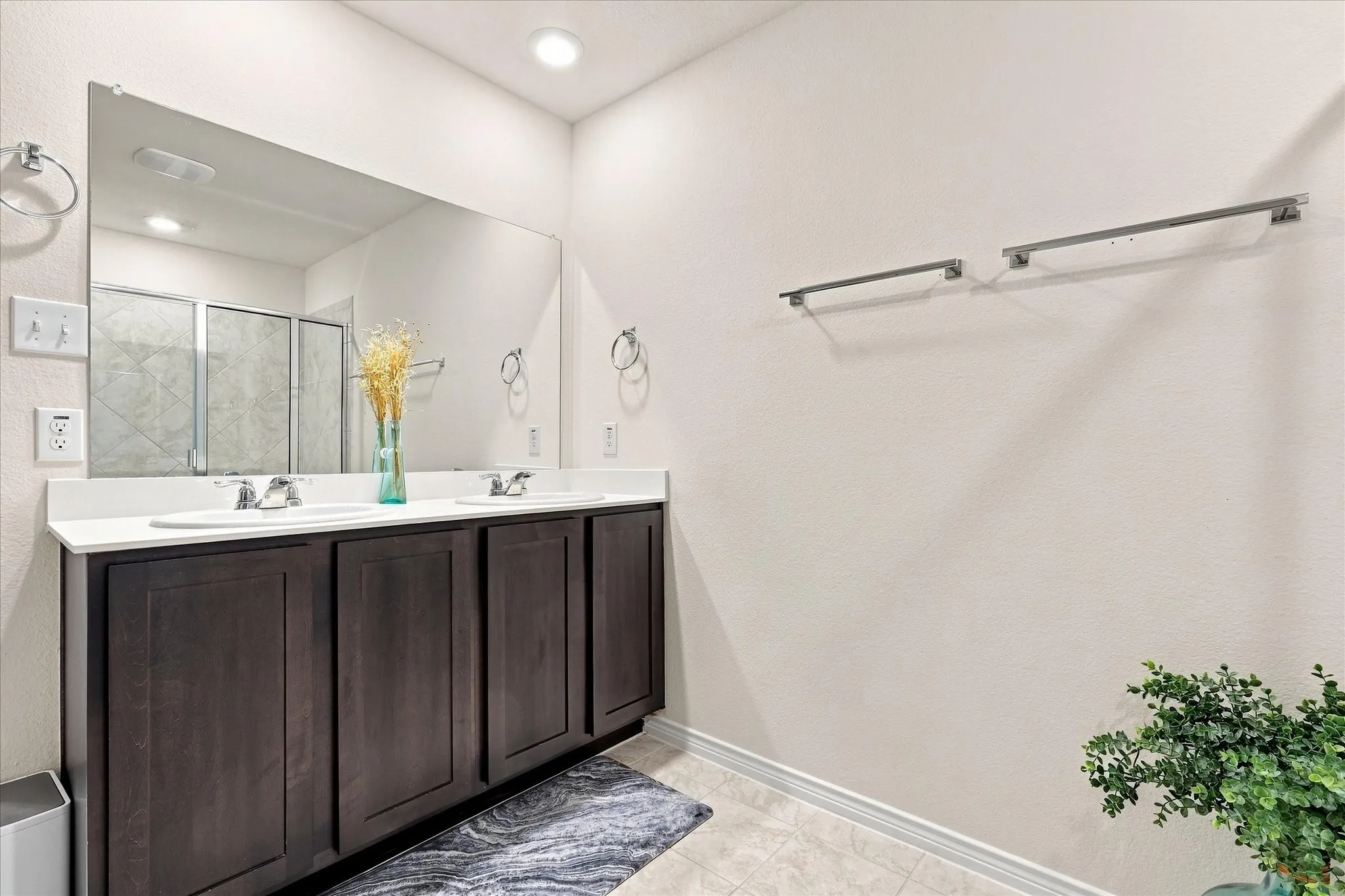 Single Family Residence For Sale in Collin County , 1112 Bois D Arc Lane, Anna, Texas 75409, 4 Bedroom, 2 Bathroom, 2 Garage spaces, 2,059 Sqft, built in 2020, mls#21355642, Real Estate Agent in Anna, Homes For Sale in Collin county, Homes For Sale in Anna, Realtor in Anna Texas, Real Estate Brokerage Independent Realty Texas, Luminita Cordes Realtor