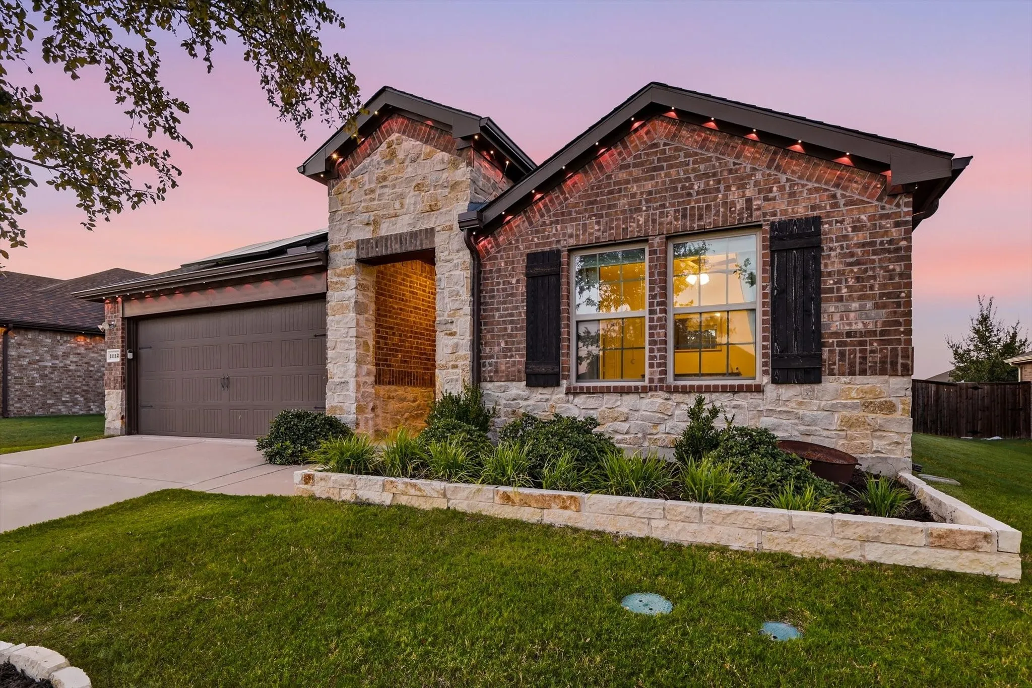 Single Family Residence For Sale in Collin County , 1112 Bois D Arc Lane, Anna, Texas 75409, 4 Bedroom, 2 Bathroom, 2 Garage spaces, 2,059 Sqft, built in 2020, mls#21355642, Real Estate Agent in Anna, Homes For Sale in Collin county, Homes For Sale in Anna, Realtor in Anna Texas, Real Estate Brokerage Independent Realty Texas, Luminita Cordes Realtor