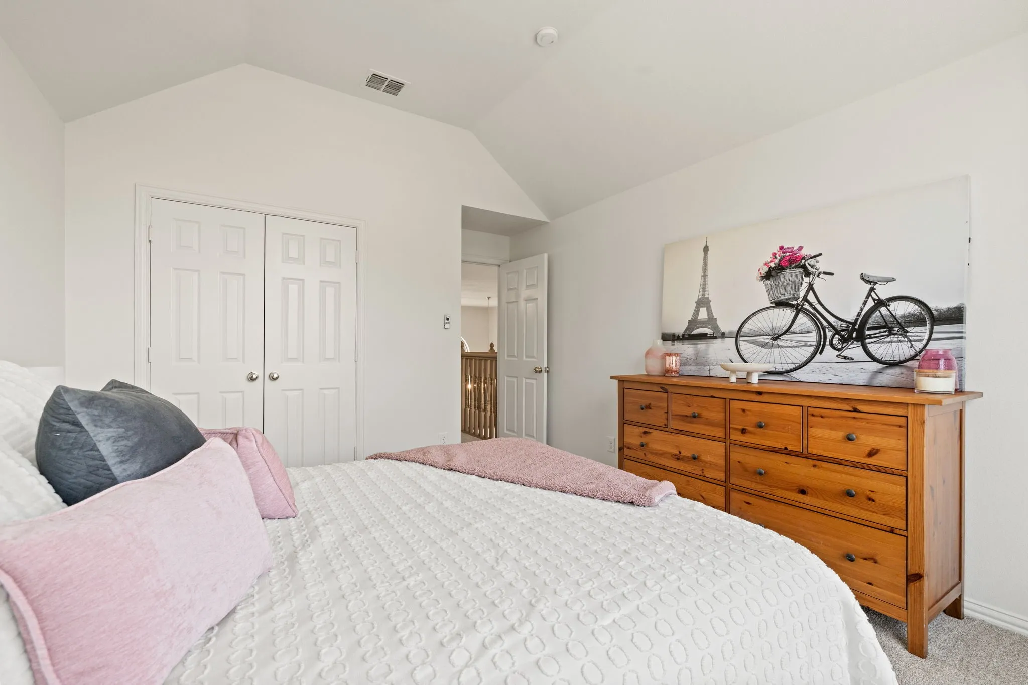 Single Family Residence For Sale in Collin County , 11608 Meridian Drive, Frisco, Texas 75035, 5 Bedroom, 4 Bathroom, 2 Garage spaces, 2,758 Sqft, built in 1996, mls#21358768, Real Estate Agent in Frisco, Homes For Sale in Collin county, Homes For Sale in Frisco, Realtor in Frisco Texas, Real Estate Brokerage Independent Realty Texas, Luminita Cordes Realtor