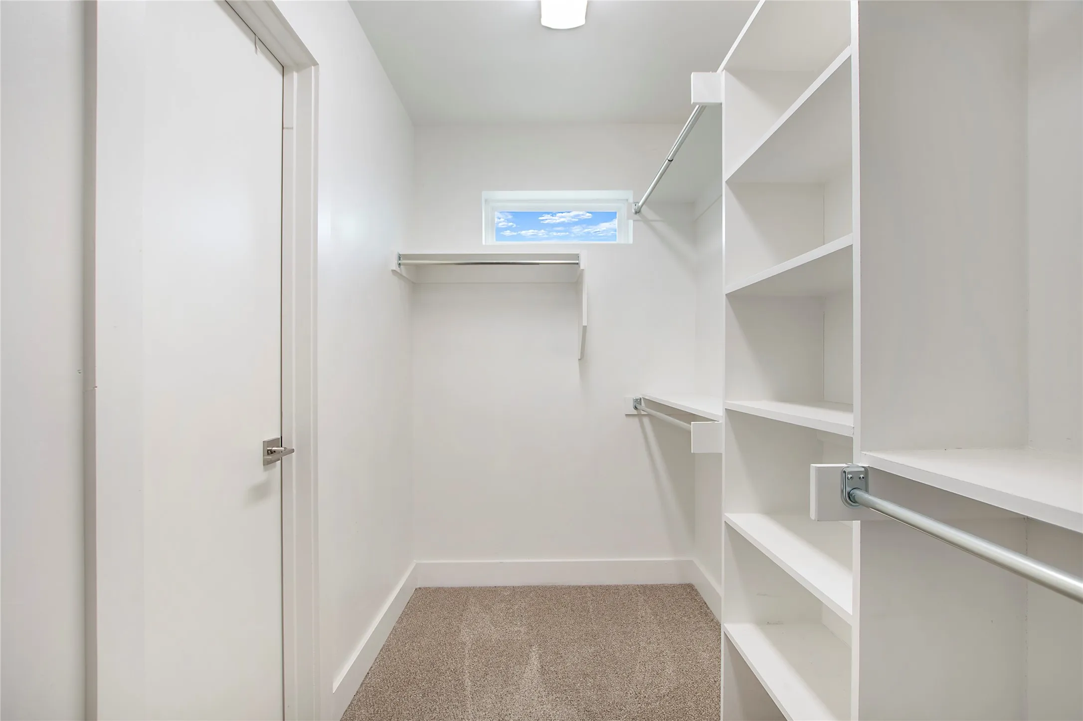 Townhouse For Sale in Dallas County , 4634 Virginia Avenue, Dallas, Texas 75204, 3 Bedroom, 4 Bathroom, 2 Garage spaces, 2,260 Sqft, built in 2019, Price $575,000, mls#21358809, Real Estate Agent in Dallas, Homes For Sale in Dallas county, Homes For Sale in Dallas, Realtor in Dallas Texas, Real Estate Brokerage Independent Realty Texas, Luminita Cordes Realtor