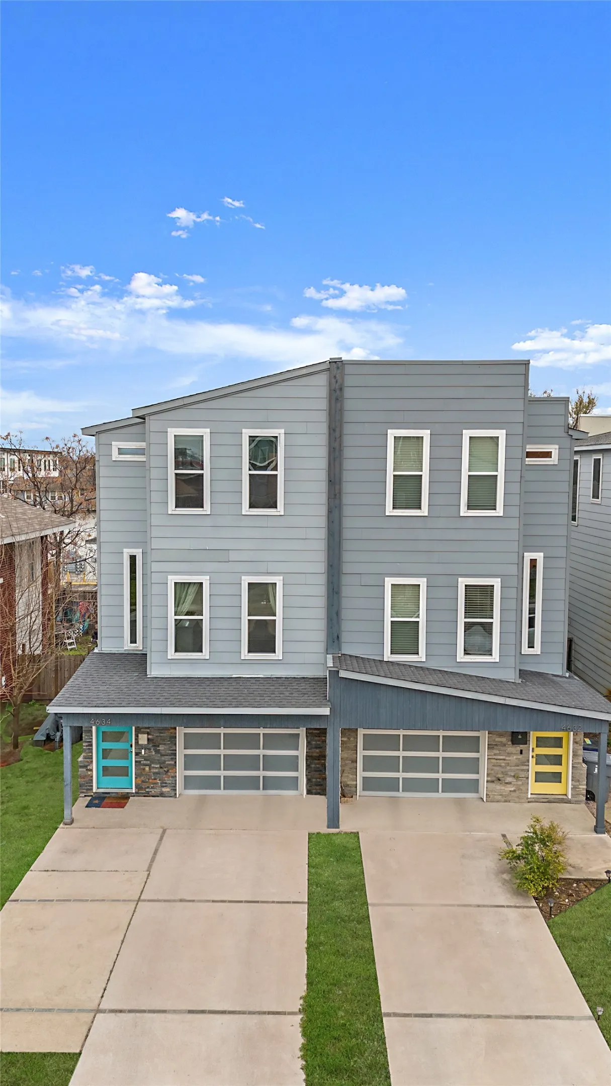 Townhouse For Sale in Dallas County , 4634 Virginia Avenue, Dallas, Texas 75204, 3 Bedroom, 4 Bathroom, 2 Garage spaces, 2,260 Sqft, built in 2019, Price $575,000, mls#21358809, Real Estate Agent in Dallas, Homes For Sale in Dallas county, Homes For Sale in Dallas, Realtor in Dallas Texas, Real Estate Brokerage Independent Realty Texas, Luminita Cordes Realtor