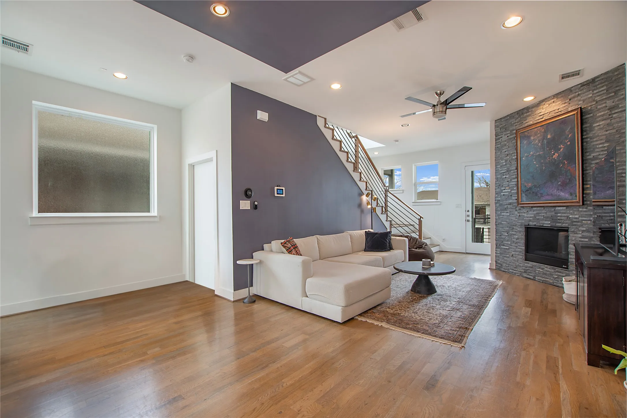 Townhouse For Sale in Dallas County , 4634 Virginia Avenue, Dallas, Texas 75204, 3 Bedroom, 4 Bathroom, 2 Garage spaces, 2,260 Sqft, built in 2019, Price $575,000, mls#21358809, Real Estate Agent in Dallas, Homes For Sale in Dallas county, Homes For Sale in Dallas, Realtor in Dallas Texas, Real Estate Brokerage Independent Realty Texas, Luminita Cordes Realtor
