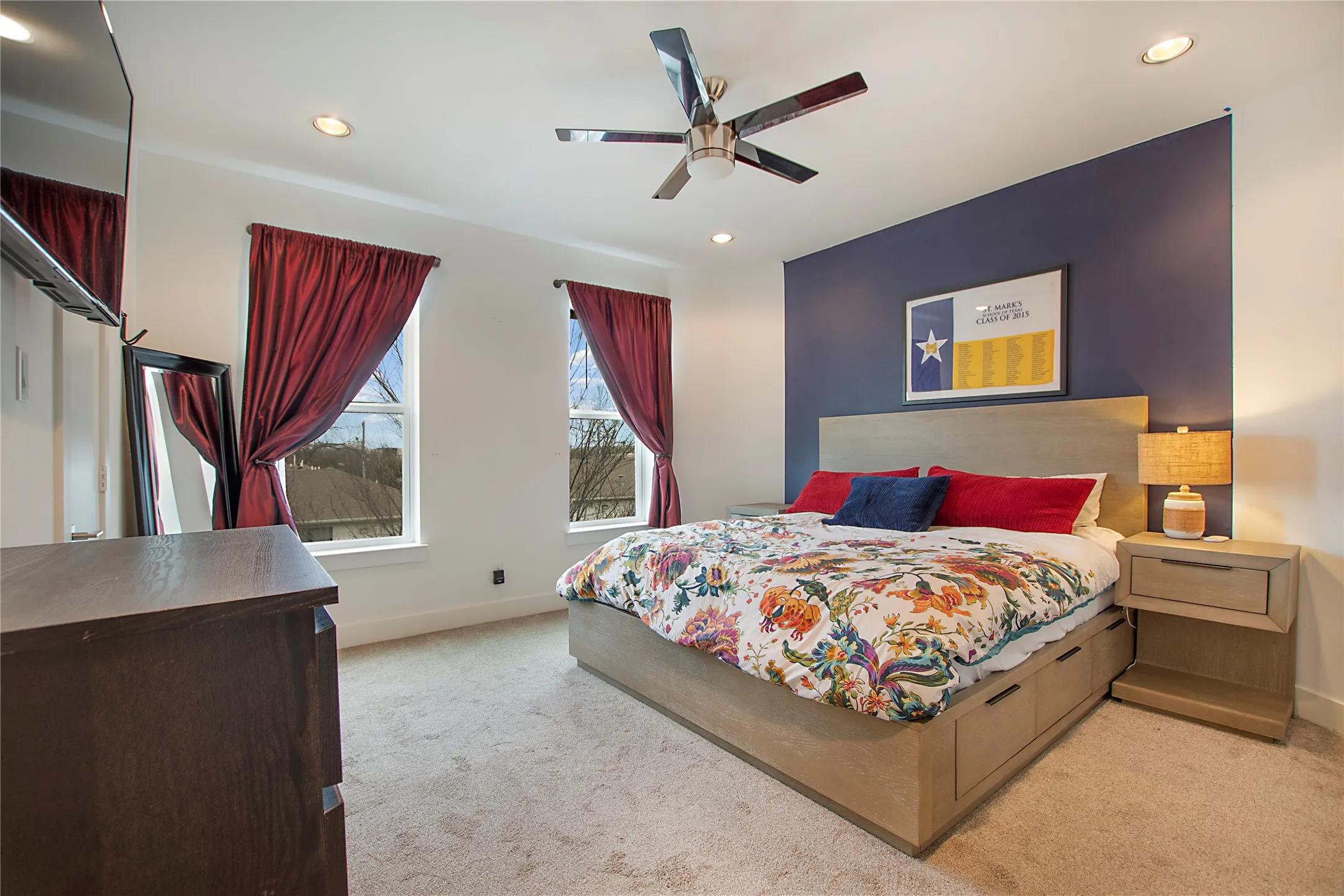 Townhouse For Sale in Dallas County , 4634 Virginia Avenue, Dallas, Texas 75204, 3 Bedroom, 4 Bathroom, 2 Garage spaces, 2,260 Sqft, built in 2019, Price $575,000, mls#21358809, Real Estate Agent in Dallas, Homes For Sale in Dallas county, Homes For Sale in Dallas, Realtor in Dallas Texas, Real Estate Brokerage Independent Realty Texas, Luminita Cordes Realtor