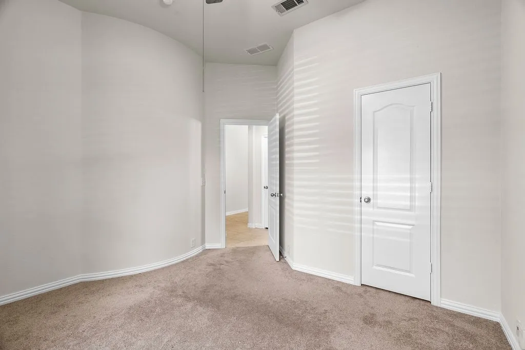 Single Family Residence For Rent in Collin County , 8731 Dancliff Drive, Frisco, Texas 75033, 4 Bedroom, 3 Bathroom, 2 Garage spaces, 2,094 Sqft, built in 2005, mls#21358743, Real Estate Agent in Frisco, Homes For Rent in Collin county, Homes For Rent in Frisco, Realtor in Frisco Texas, Real Estate Brokerage Independent Realty Texas, Luminita Cordes Realtor