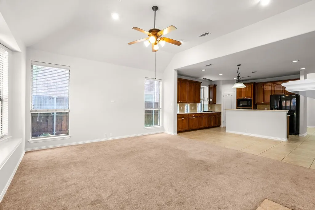 Single Family Residence For Rent in Collin County , 8731 Dancliff Drive, Frisco, Texas 75033, 4 Bedroom, 3 Bathroom, 2 Garage spaces, 2,094 Sqft, built in 2005, mls#21358743, Real Estate Agent in Frisco, Homes For Rent in Collin county, Homes For Rent in Frisco, Realtor in Frisco Texas, Real Estate Brokerage Independent Realty Texas, Luminita Cordes Realtor