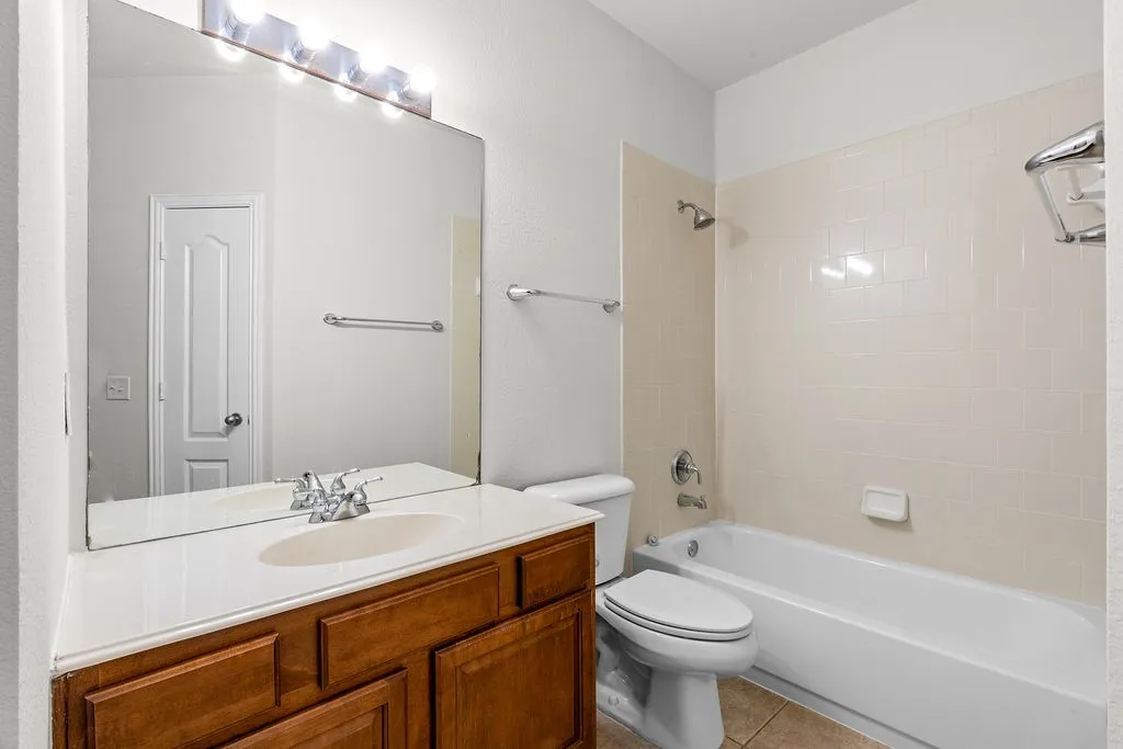 Single Family Residence For Rent in Collin County , 8731 Dancliff Drive, Frisco, Texas 75033, 4 Bedroom, 3 Bathroom, 2 Garage spaces, 2,094 Sqft, built in 2005, mls#21358743, Real Estate Agent in Frisco, Homes For Rent in Collin county, Homes For Rent in Frisco, Realtor in Frisco Texas, Real Estate Brokerage Independent Realty Texas, Luminita Cordes Realtor