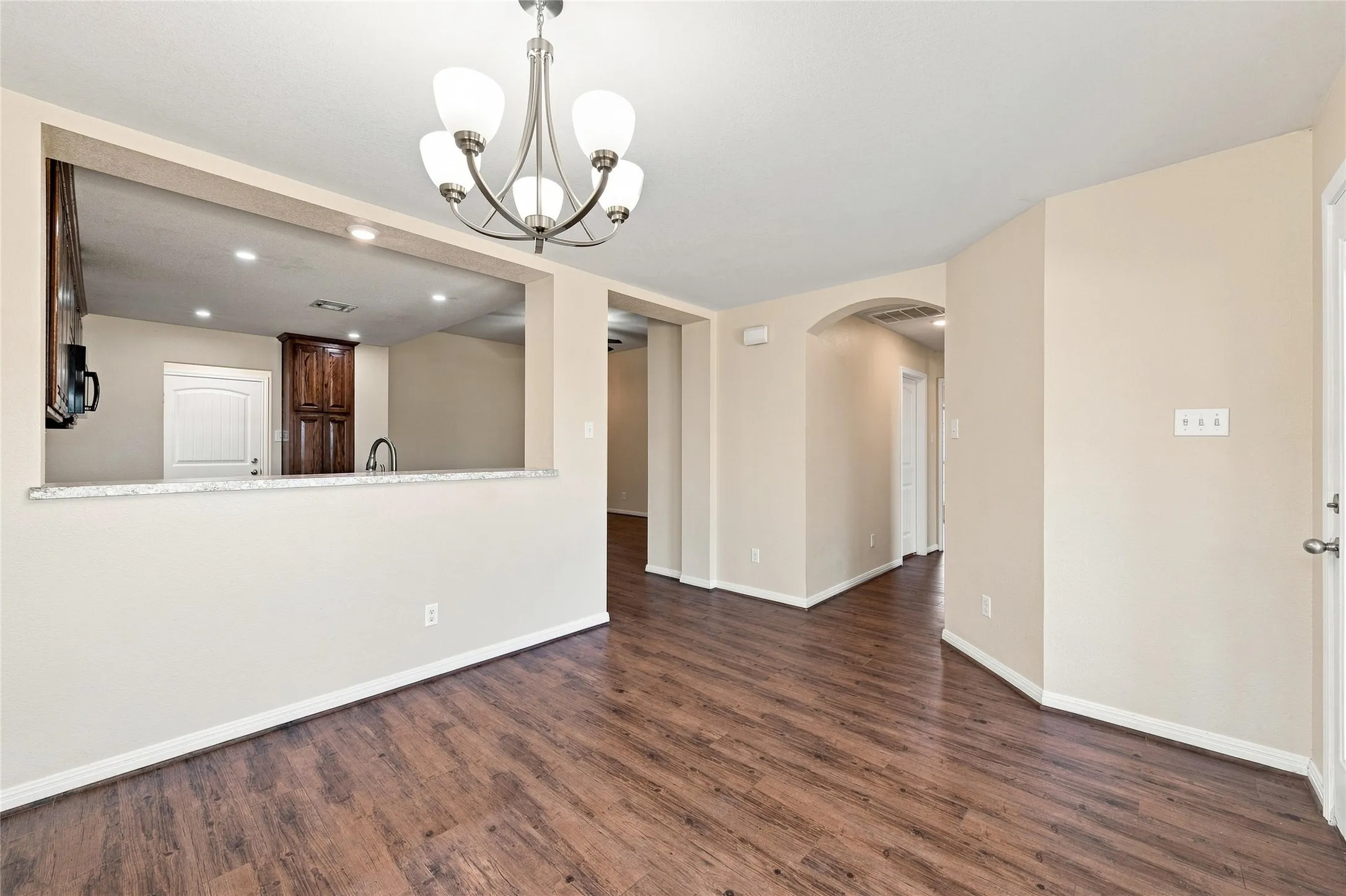 Single Family Residence For Sale in Mc Lennan County , 204 Raven Ridge Court, Lacy Lakeview, Texas 76705, 4 Bedroom, 2 Bathroom, 2 Garage spaces, 1,553 Sqft, built in 2018, mls#21350509, Real Estate Agent in Lacy Lakeview, Homes For Sale in Mc Lennan county, Homes For Sale in Lacy Lakeview, Realtor in Lacy Lakeview Texas, Real Estate Brokerage Independent Realty Texas, Luminita Cordes Realtor