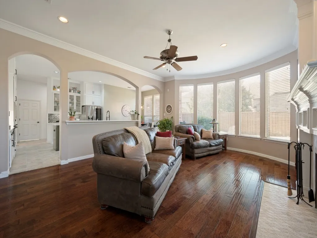 Single Family Residence For Sale in Denton County , 8201 Mckenzie Court, Frisco, Texas 75036, 5 Bedroom, 4 Bathroom, 3 Garage spaces, 3,893 Sqft, built in 2001, Price $700,000, mls#21358752, Real Estate Agent in Frisco, Homes For Sale in Denton county, Homes For Sale in Frisco, Realtor in Frisco Texas, Real Estate Brokerage Independent Realty Texas, Luminita Cordes Realtor