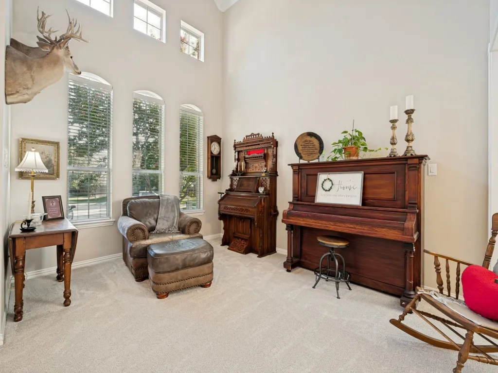 Single Family Residence For Sale in Denton County , 8201 Mckenzie Court, Frisco, Texas 75036, 5 Bedroom, 4 Bathroom, 3 Garage spaces, 3,893 Sqft, built in 2001, Price $700,000, mls#21358752, Real Estate Agent in Frisco, Homes For Sale in Denton county, Homes For Sale in Frisco, Realtor in Frisco Texas, Real Estate Brokerage Independent Realty Texas, Luminita Cordes Realtor