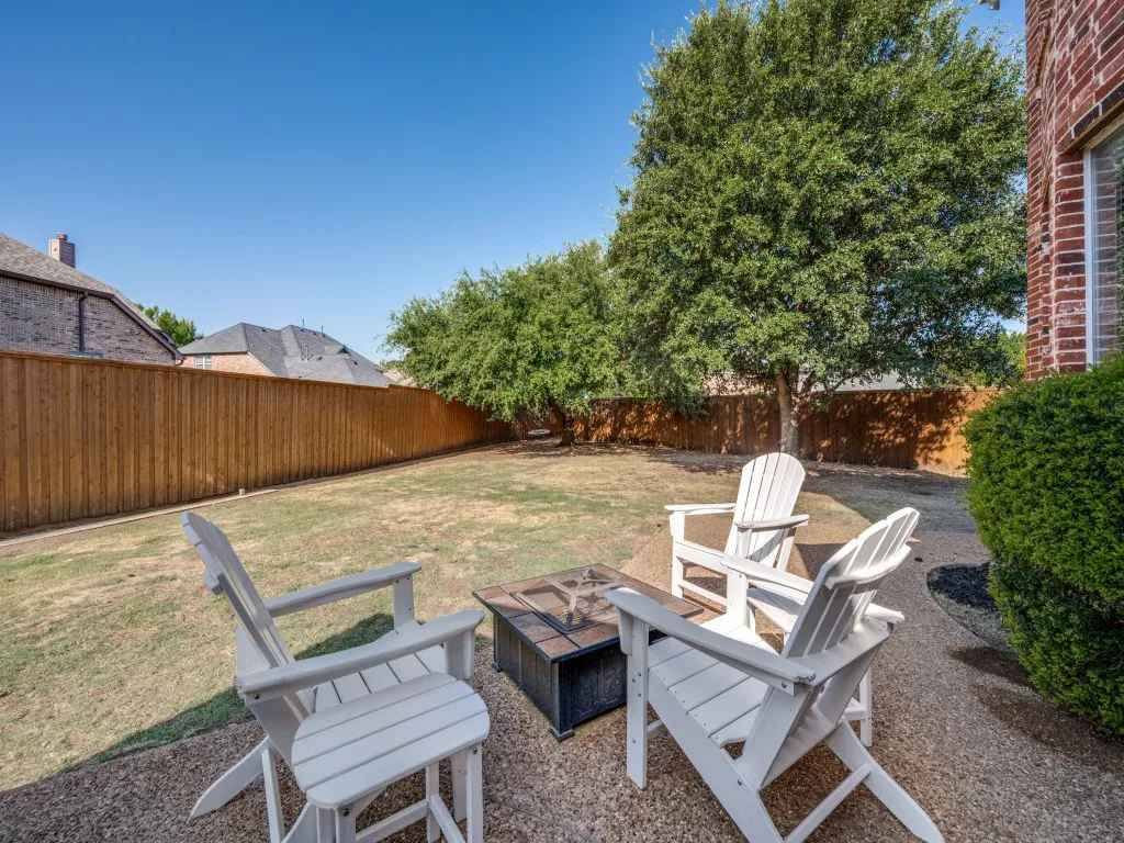 Single Family Residence For Sale in Denton County , 8201 Mckenzie Court, Frisco, Texas 75036, 5 Bedroom, 4 Bathroom, 3 Garage spaces, 3,893 Sqft, built in 2001, Price $700,000, mls#21358752, Real Estate Agent in Frisco, Homes For Sale in Denton county, Homes For Sale in Frisco, Realtor in Frisco Texas, Real Estate Brokerage Independent Realty Texas, Luminita Cordes Realtor