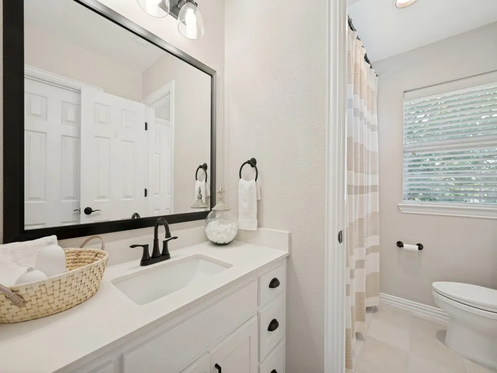 Single Family Residence For Sale in Denton County , 8201 Mckenzie Court, Frisco, Texas 75036, 5 Bedroom, 4 Bathroom, 3 Garage spaces, 3,893 Sqft, built in 2001, Price $700,000, mls#21358752, Real Estate Agent in Frisco, Homes For Sale in Denton county, Homes For Sale in Frisco, Realtor in Frisco Texas, Real Estate Brokerage Independent Realty Texas, Luminita Cordes Realtor