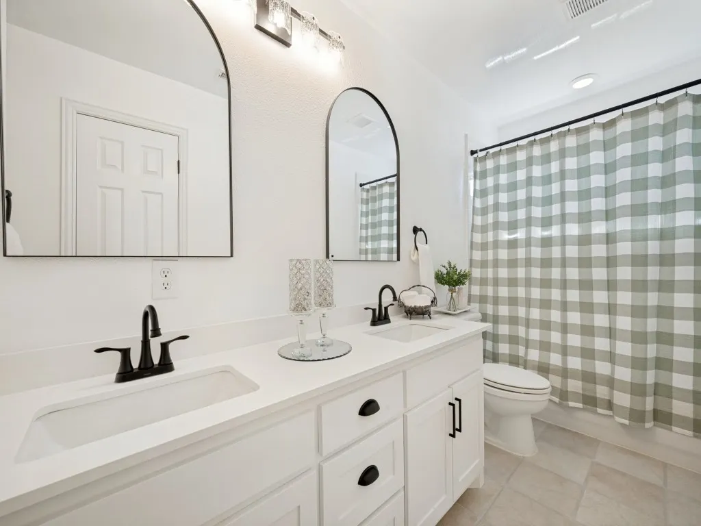 Single Family Residence For Sale in Denton County , 8201 Mckenzie Court, Frisco, Texas 75036, 5 Bedroom, 4 Bathroom, 3 Garage spaces, 3,893 Sqft, built in 2001, Price $700,000, mls#21358752, Real Estate Agent in Frisco, Homes For Sale in Denton county, Homes For Sale in Frisco, Realtor in Frisco Texas, Real Estate Brokerage Independent Realty Texas, Luminita Cordes Realtor