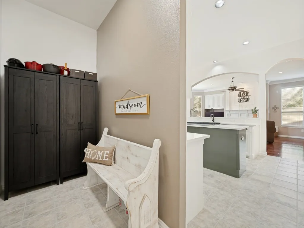 Single Family Residence For Sale in Denton County , 8201 Mckenzie Court, Frisco, Texas 75036, 5 Bedroom, 4 Bathroom, 3 Garage spaces, 3,893 Sqft, built in 2001, Price $700,000, mls#21358752, Real Estate Agent in Frisco, Homes For Sale in Denton county, Homes For Sale in Frisco, Realtor in Frisco Texas, Real Estate Brokerage Independent Realty Texas, Luminita Cordes Realtor