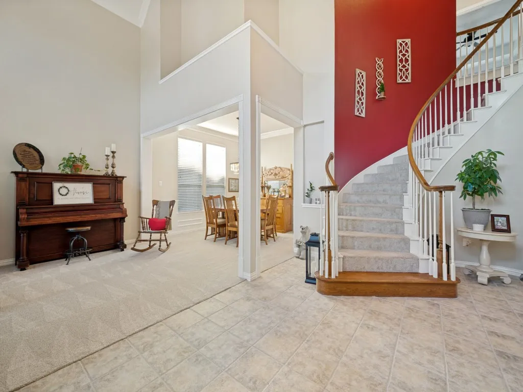 Single Family Residence For Sale in Denton County , 8201 Mckenzie Court, Frisco, Texas 75036, 5 Bedroom, 4 Bathroom, 3 Garage spaces, 3,893 Sqft, built in 2001, Price $700,000, mls#21358752, Real Estate Agent in Frisco, Homes For Sale in Denton county, Homes For Sale in Frisco, Realtor in Frisco Texas, Real Estate Brokerage Independent Realty Texas, Luminita Cordes Realtor