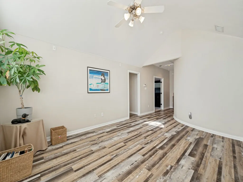 Single Family Residence For Sale in Denton County , 8201 Mckenzie Court, Frisco, Texas 75036, 5 Bedroom, 4 Bathroom, 3 Garage spaces, 3,893 Sqft, built in 2001, Price $700,000, mls#21358752, Real Estate Agent in Frisco, Homes For Sale in Denton county, Homes For Sale in Frisco, Realtor in Frisco Texas, Real Estate Brokerage Independent Realty Texas, Luminita Cordes Realtor