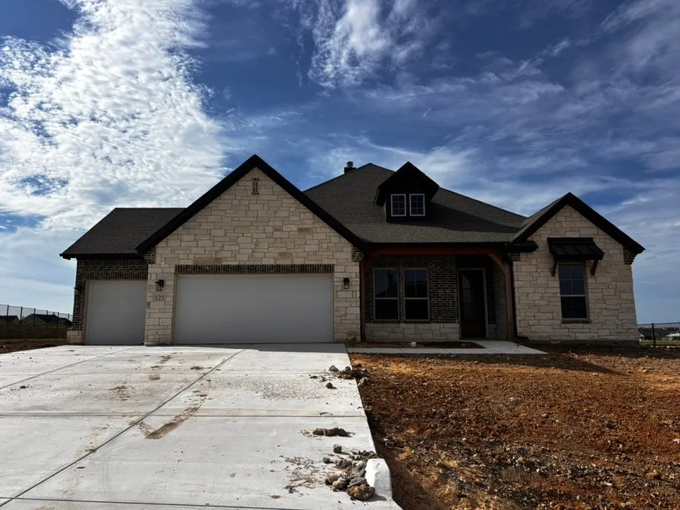 Single Family Residence For Sale in Wise County , 125 Pheasant Run Drive, New Fairview, Texas 76078, 4 Bedroom, 3 Bathroom, 3 Garage spaces, 2,688 Sqft, built in 2026, mls#21358115, Real Estate Agent in New Fairview, Homes For Sale in Wise county, Homes For Sale in New Fairview, Realtor in New Fairview Texas, Real Estate Brokerage Independent Realty Texas, Luminita Cordes Realtor