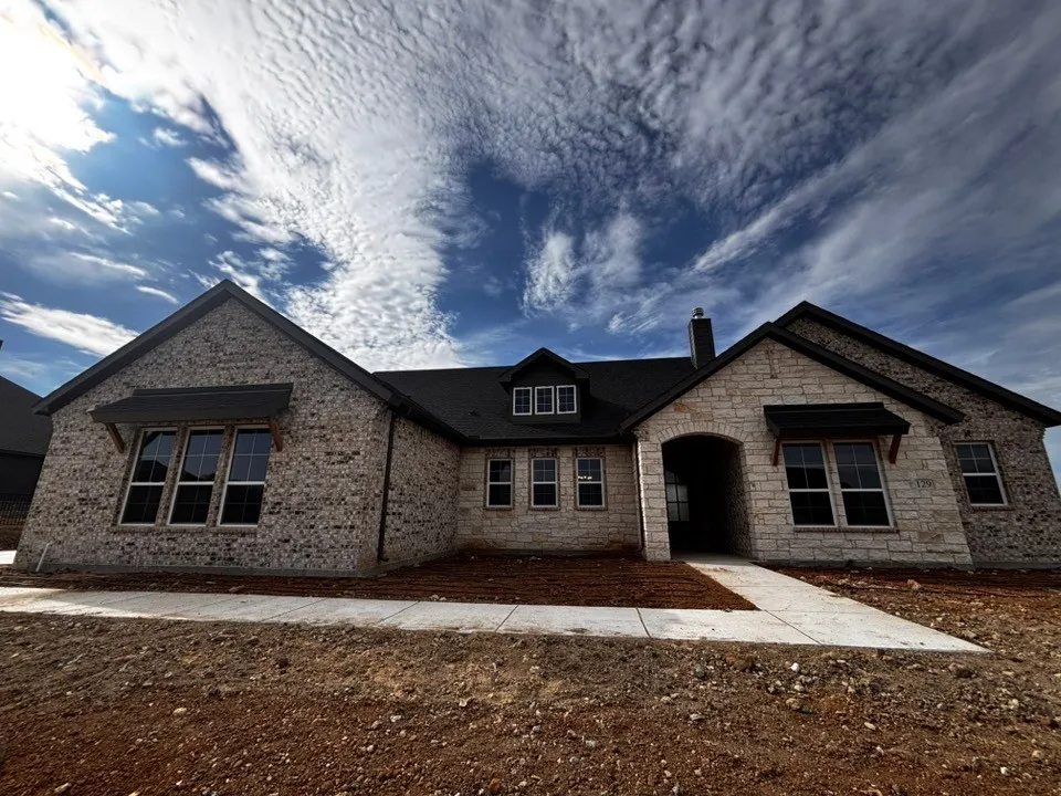 Single Family Residence For Sale in Wise County , 129 Pheasant Run Drive, New Fairview, Texas 76078, 4 Bedroom, 2 Bathroom, 2 Garage spaces, 2,426 Sqft, built in 2026, mls#21358184, Real Estate Agent in New Fairview, Homes For Sale in Wise county, Homes For Sale in New Fairview, Realtor in New Fairview Texas, Real Estate Brokerage Independent Realty Texas, Luminita Cordes Realtor