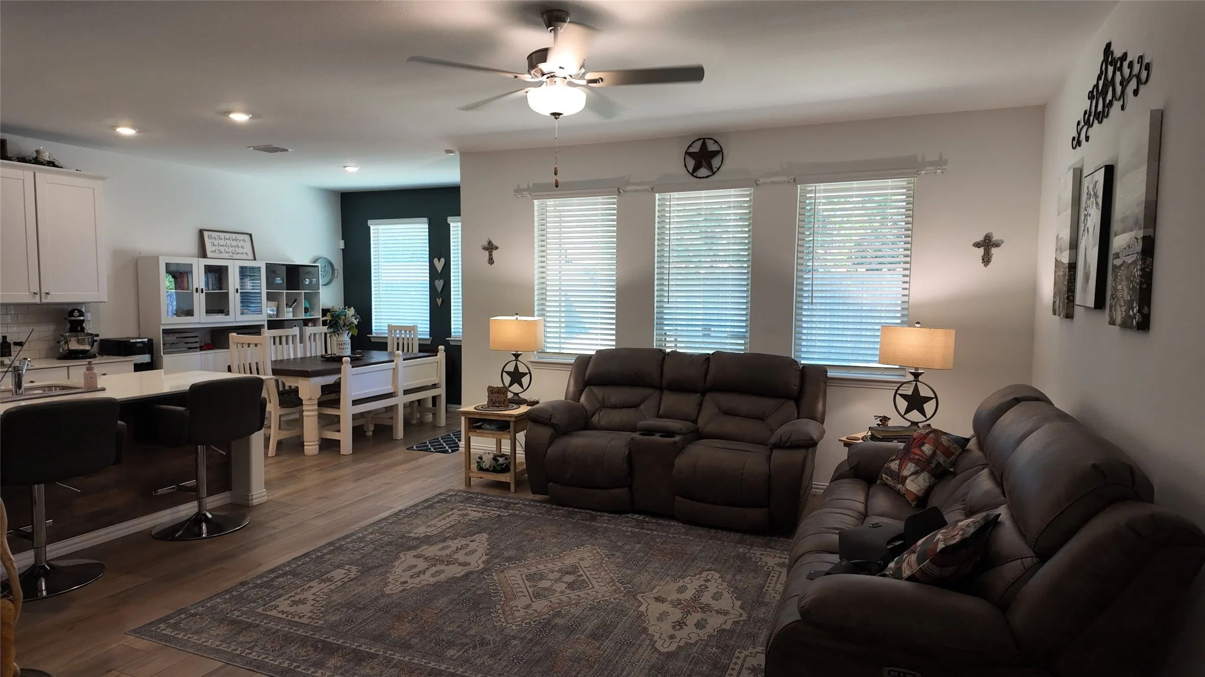 Single Family Residence For Sale in Tarrant County , 1221 Pistachio Drive, Azle, Texas 76020, 4 Bedroom, 2 Bathroom, 2 Garage spaces, 1,866 Sqft, built in 2023, mls#21358871, Real Estate Agent in Azle, Homes For Sale in Tarrant county, Homes For Sale in Azle, Realtor in Azle Texas, Real Estate Brokerage Independent Realty Texas, Luminita Cordes Realtor