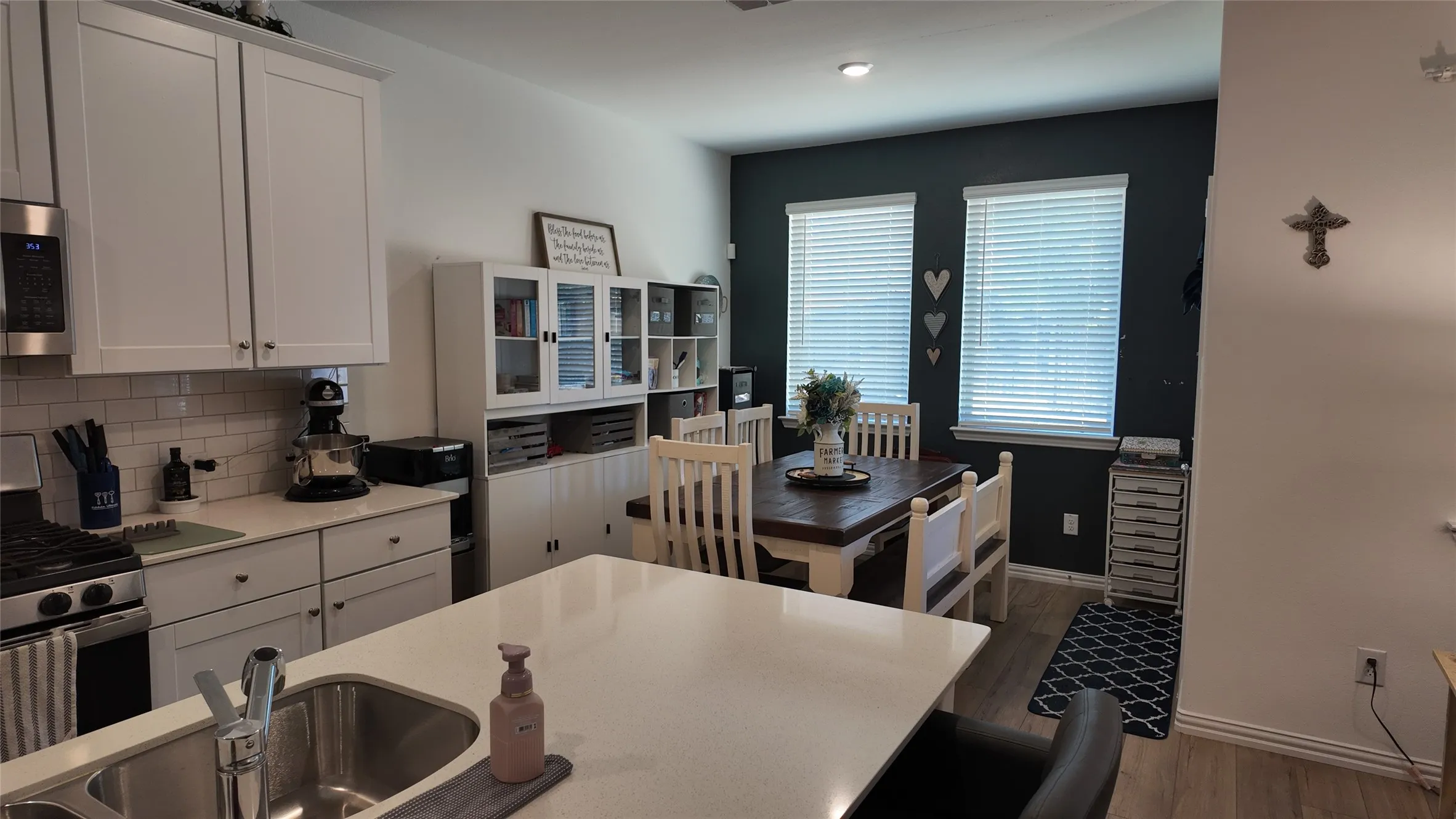 Single Family Residence For Sale in Tarrant County , 1221 Pistachio Drive, Azle, Texas 76020, 4 Bedroom, 2 Bathroom, 2 Garage spaces, 1,866 Sqft, built in 2023, mls#21358871, Real Estate Agent in Azle, Homes For Sale in Tarrant county, Homes For Sale in Azle, Realtor in Azle Texas, Real Estate Brokerage Independent Realty Texas, Luminita Cordes Realtor