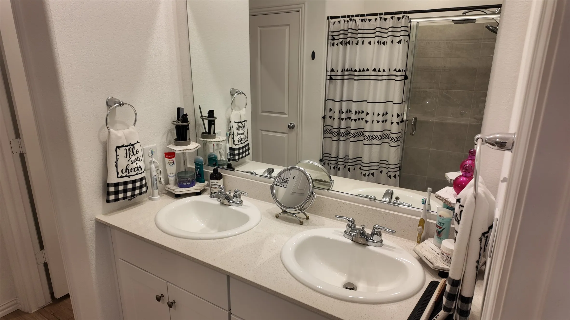 Single Family Residence For Sale in Tarrant County , 1221 Pistachio Drive, Azle, Texas 76020, 4 Bedroom, 2 Bathroom, 2 Garage spaces, 1,866 Sqft, built in 2023, mls#21358871, Real Estate Agent in Azle, Homes For Sale in Tarrant county, Homes For Sale in Azle, Realtor in Azle Texas, Real Estate Brokerage Independent Realty Texas, Luminita Cordes Realtor