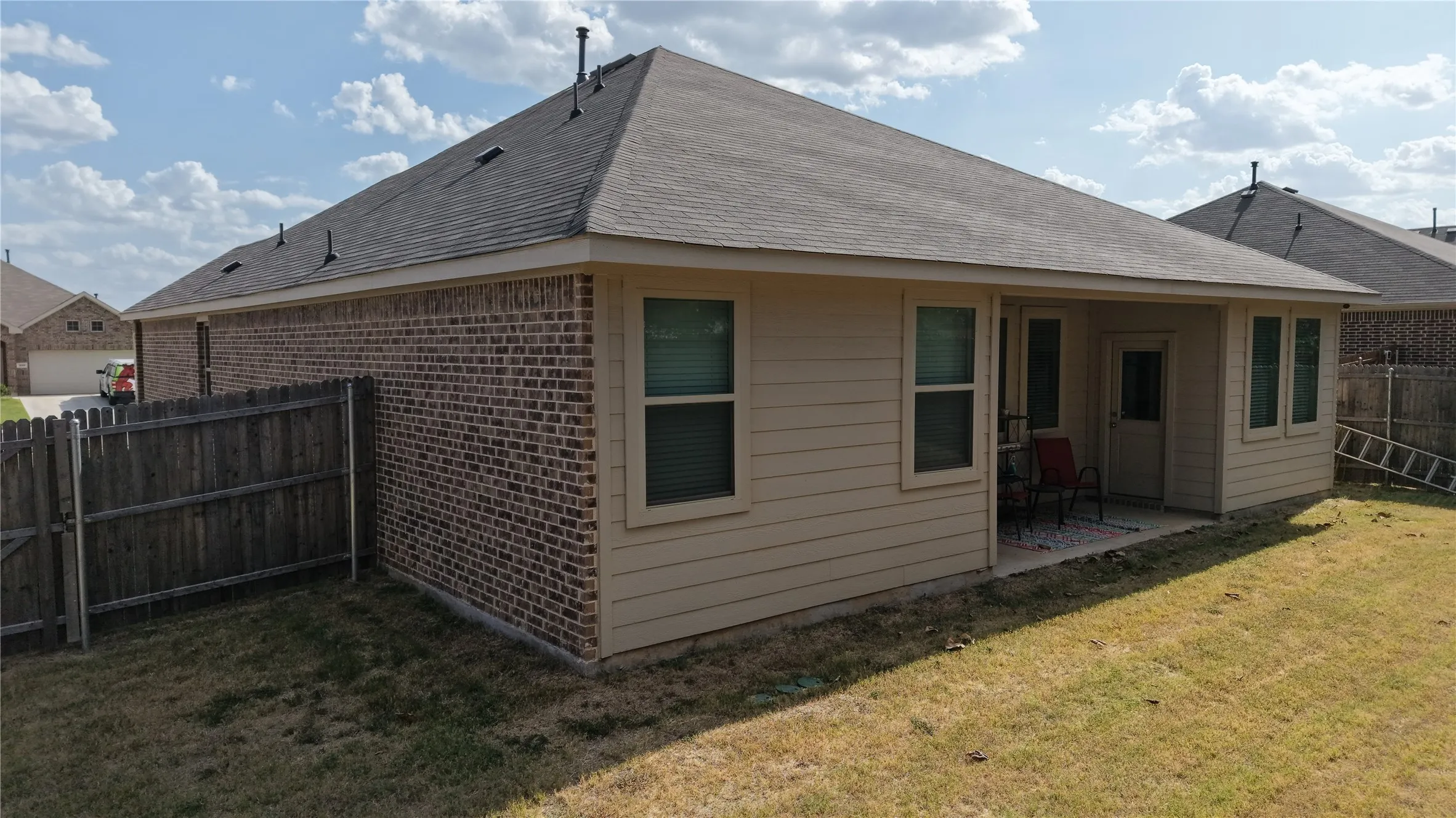 Single Family Residence For Sale in Tarrant County , 1221 Pistachio Drive, Azle, Texas 76020, 4 Bedroom, 2 Bathroom, 2 Garage spaces, 1,866 Sqft, built in 2023, mls#21358871, Real Estate Agent in Azle, Homes For Sale in Tarrant county, Homes For Sale in Azle, Realtor in Azle Texas, Real Estate Brokerage Independent Realty Texas, Luminita Cordes Realtor