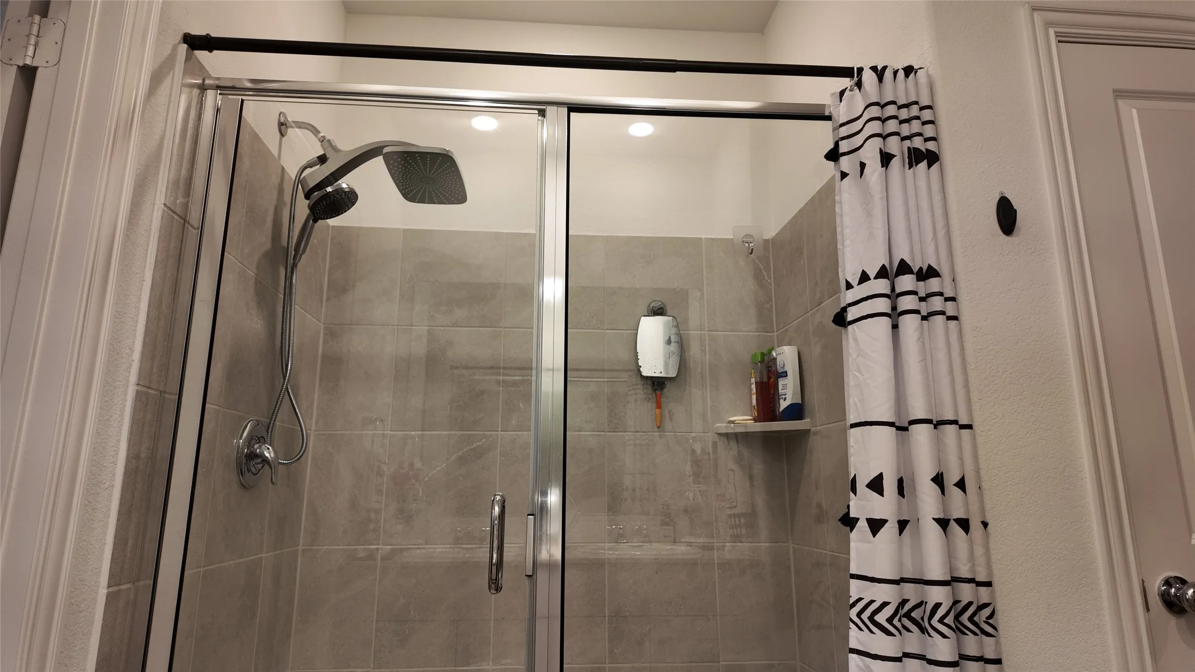 Single Family Residence For Sale in Tarrant County , 1221 Pistachio Drive, Azle, Texas 76020, 4 Bedroom, 2 Bathroom, 2 Garage spaces, 1,866 Sqft, built in 2023, mls#21358871, Real Estate Agent in Azle, Homes For Sale in Tarrant county, Homes For Sale in Azle, Realtor in Azle Texas, Real Estate Brokerage Independent Realty Texas, Luminita Cordes Realtor