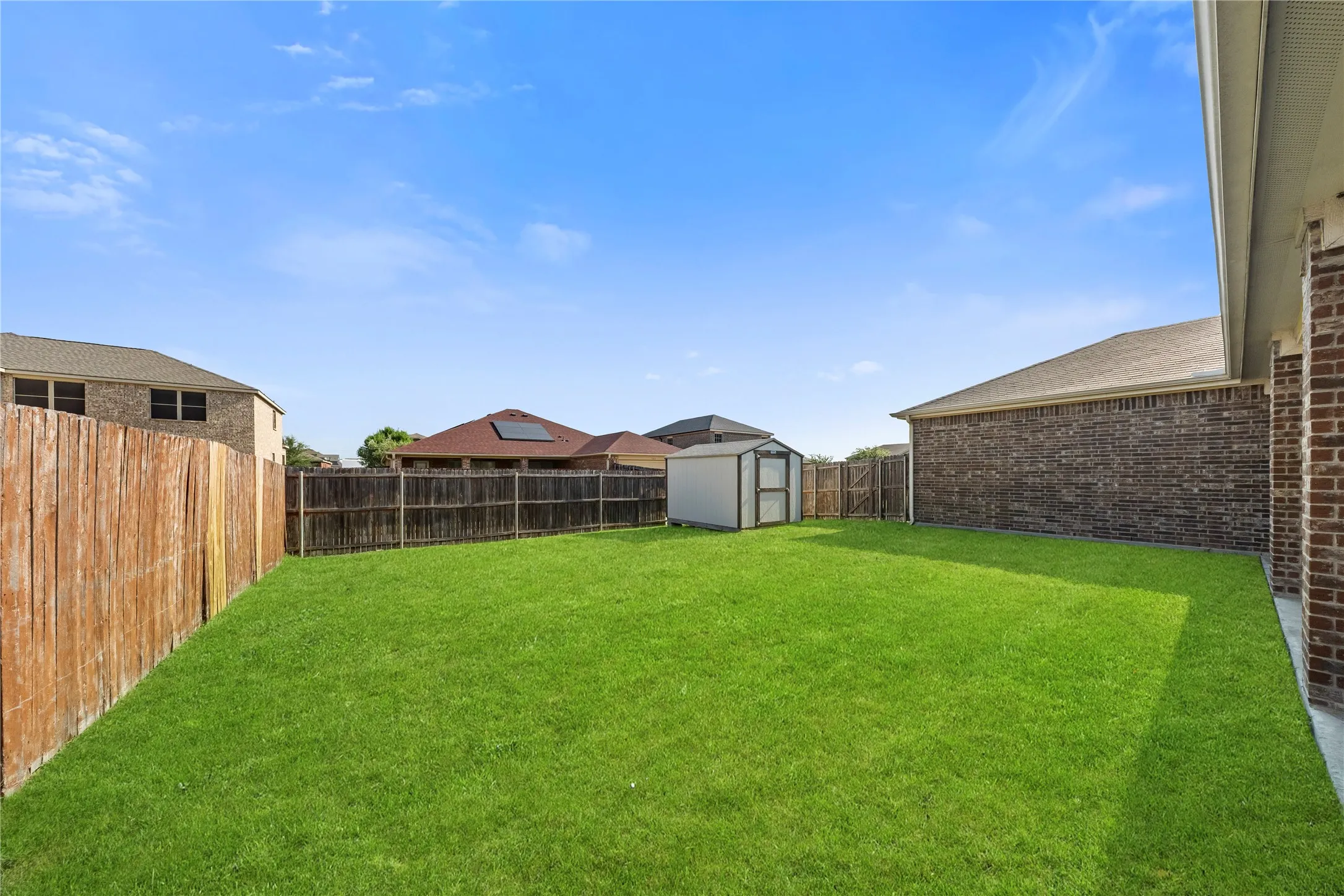 Single Family Residence For Sale in Dallas County , 741 Jewelflower Drive, De Soto, Texas 75115, 4 Bedroom, 2 Bathroom, 2 Garage spaces, 2,349 Sqft, built in 2016, mls#21358660, Real Estate Agent in De Soto, Homes For Sale in Dallas county, Homes For Sale in De Soto, Realtor in De Soto Texas, Real Estate Brokerage Independent Realty Texas, Luminita Cordes Realtor