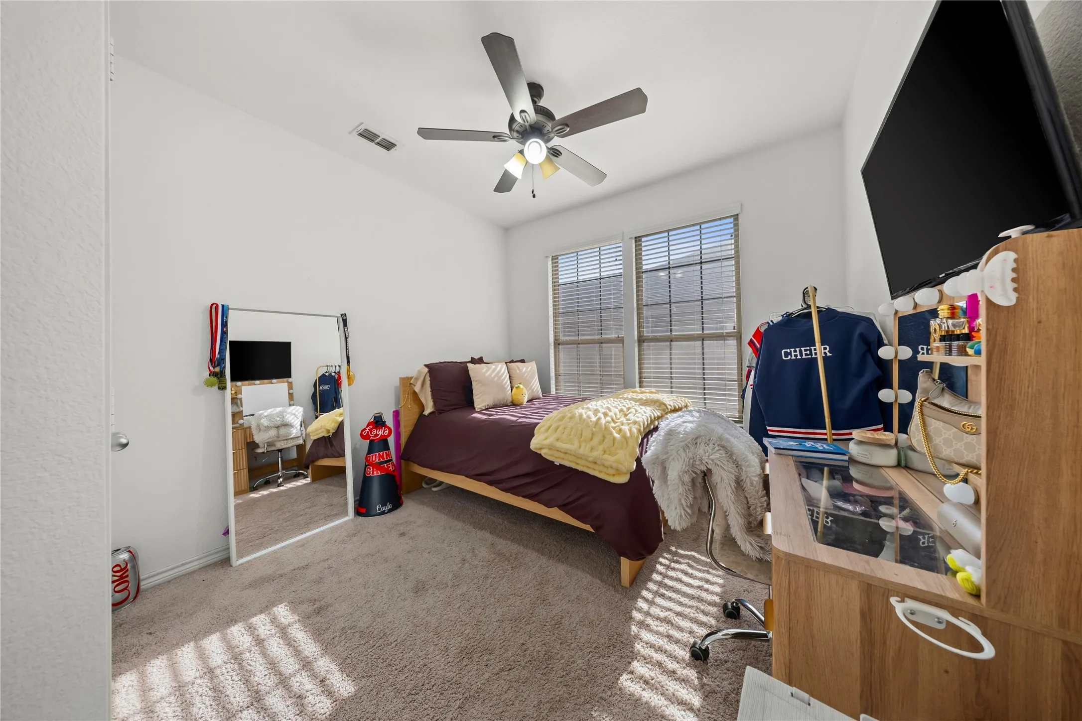 Single Family Residence For Sale in Dallas County , 741 Jewelflower Drive, De Soto, Texas 75115, 4 Bedroom, 2 Bathroom, 2 Garage spaces, 2,349 Sqft, built in 2016, mls#21358660, Real Estate Agent in De Soto, Homes For Sale in Dallas county, Homes For Sale in De Soto, Realtor in De Soto Texas, Real Estate Brokerage Independent Realty Texas, Luminita Cordes Realtor