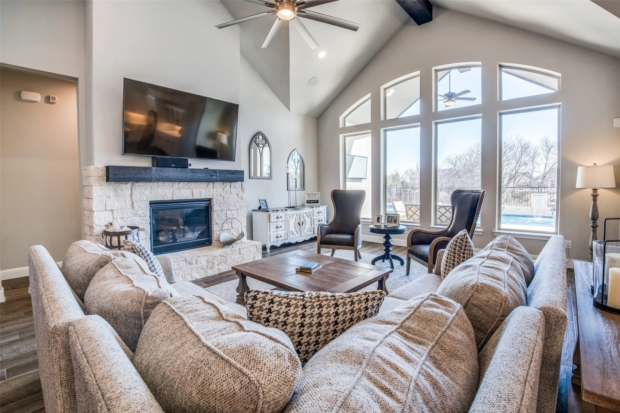 Single Family Residence For Sale in Collin County , 2318 Jefferson Avenue, Melissa, Texas 75454, 4 Bedroom, 5 Bathroom, 3 Garage spaces, 3,554 Sqft, built in 2019, mls#21356738, Real Estate Agent in Melissa, Homes For Sale in Collin county, Homes For Sale in Melissa, Realtor in Melissa Texas, Real Estate Brokerage Independent Realty Texas, Luminita Cordes Realtor