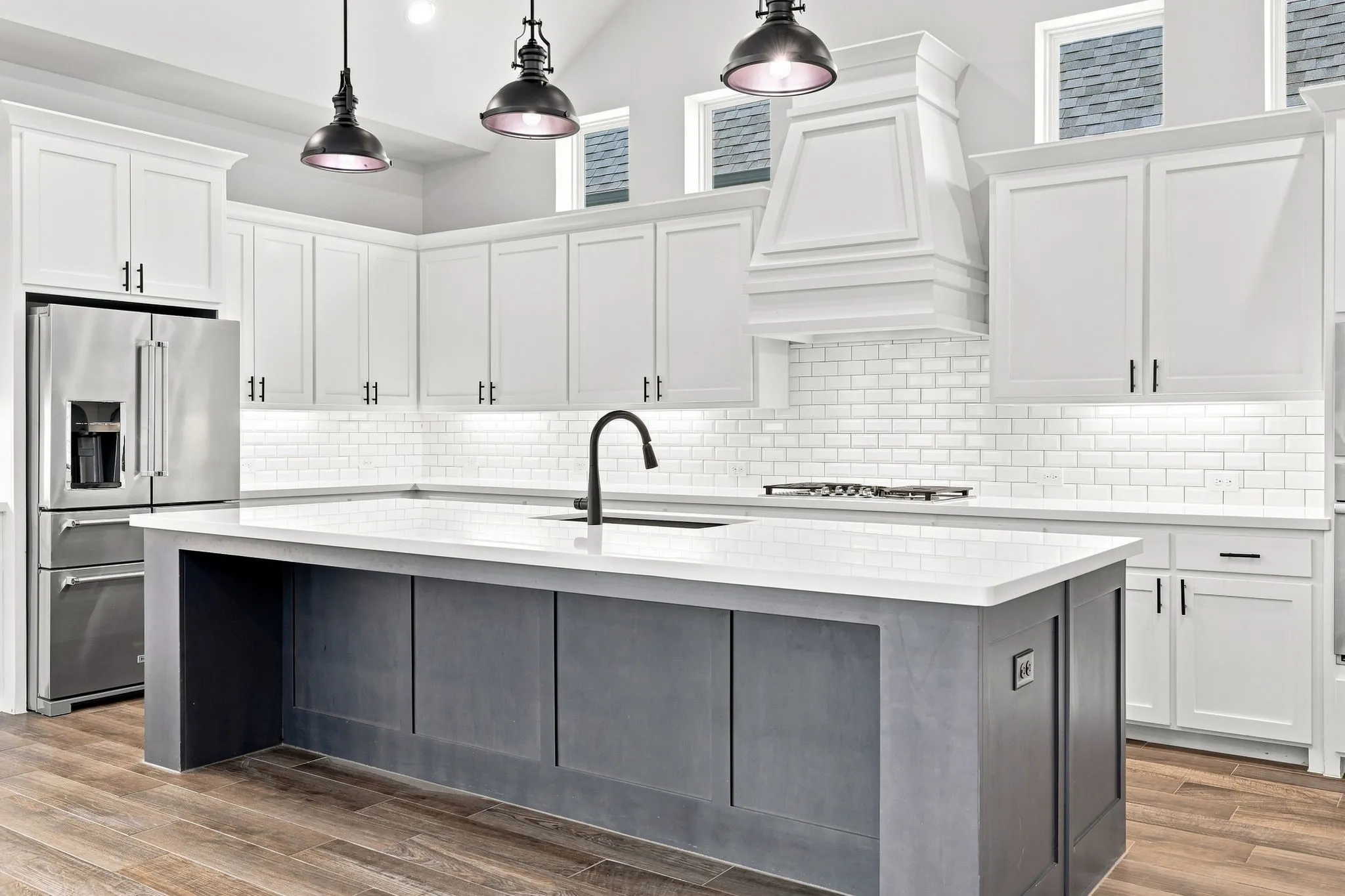 Single Family Residence For Sale in Collin County , 2318 Jefferson Avenue, Melissa, Texas 75454, 4 Bedroom, 5 Bathroom, 3 Garage spaces, 3,554 Sqft, built in 2019, mls#21356738, Real Estate Agent in Melissa, Homes For Sale in Collin county, Homes For Sale in Melissa, Realtor in Melissa Texas, Real Estate Brokerage Independent Realty Texas, Luminita Cordes Realtor
