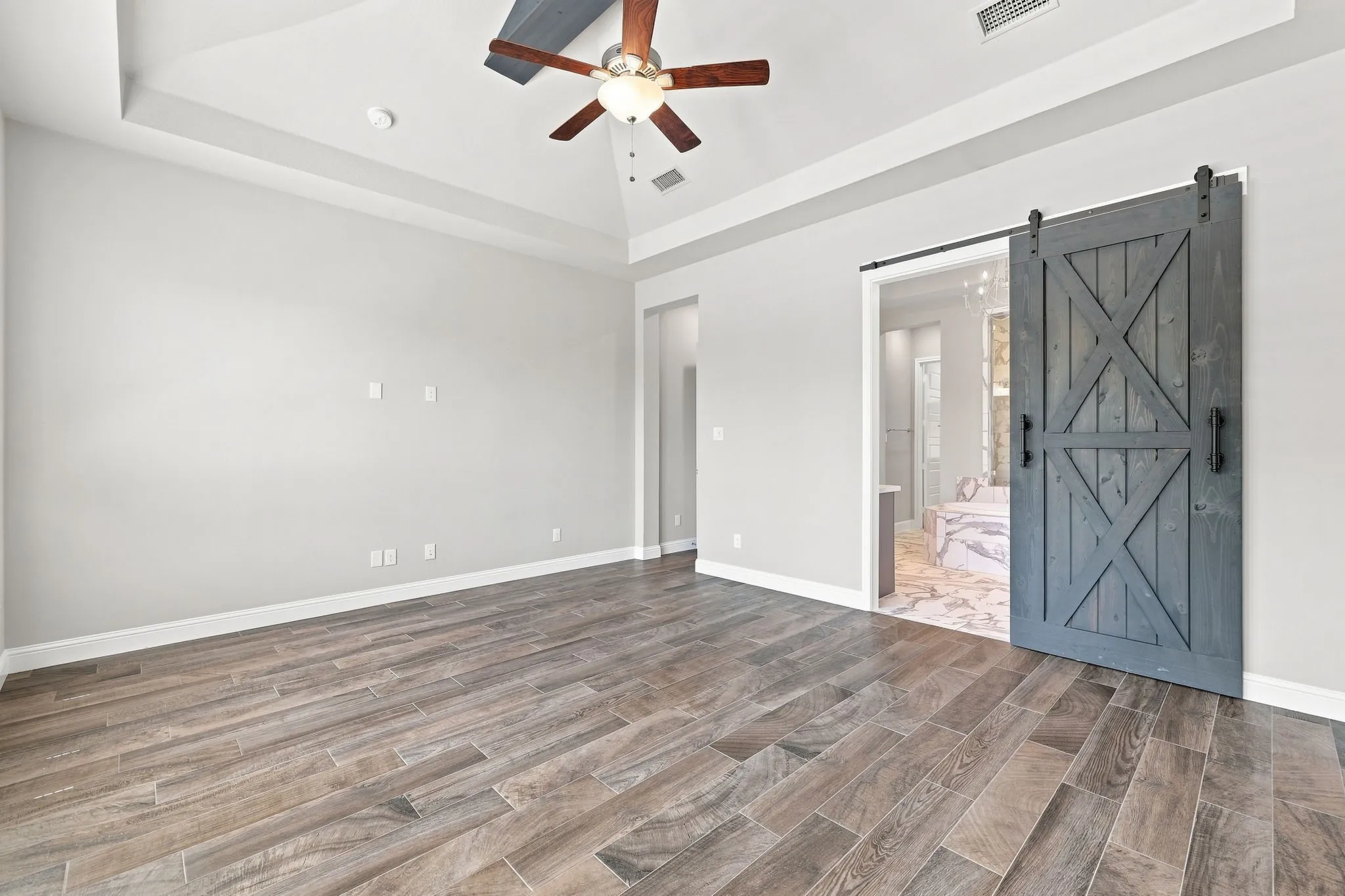 Single Family Residence For Sale in Collin County , 2318 Jefferson Avenue, Melissa, Texas 75454, 4 Bedroom, 5 Bathroom, 3 Garage spaces, 3,554 Sqft, built in 2019, mls#21356738, Real Estate Agent in Melissa, Homes For Sale in Collin county, Homes For Sale in Melissa, Realtor in Melissa Texas, Real Estate Brokerage Independent Realty Texas, Luminita Cordes Realtor