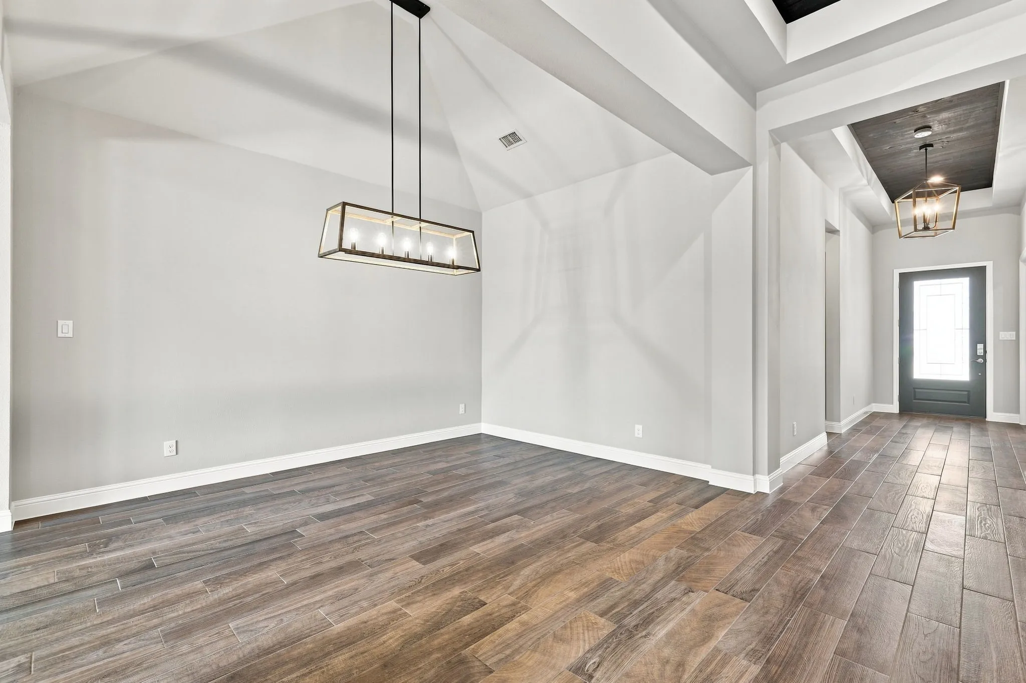 Single Family Residence For Sale in Collin County , 2318 Jefferson Avenue, Melissa, Texas 75454, 4 Bedroom, 5 Bathroom, 3 Garage spaces, 3,554 Sqft, built in 2019, mls#21356738, Real Estate Agent in Melissa, Homes For Sale in Collin county, Homes For Sale in Melissa, Realtor in Melissa Texas, Real Estate Brokerage Independent Realty Texas, Luminita Cordes Realtor