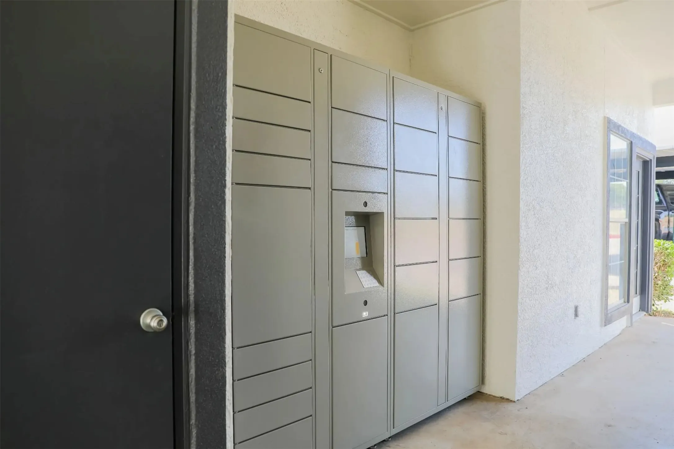 Apartment For Rent in Ellis County , 1600 N 9th Street B2R, Midlothian, Texas 76065, 2 Bedroom, 2 Bathroom, Garage spaces, 1,075 Sqft, built in 1998, Price $1,799, mls#21358943, Real Estate Agent in Midlothian, Homes For Rent in Ellis county, Homes For Rent in Midlothian, Realtor in Midlothian Texas, Real Estate Brokerage Independent Realty Texas, Luminita Cordes Realtor