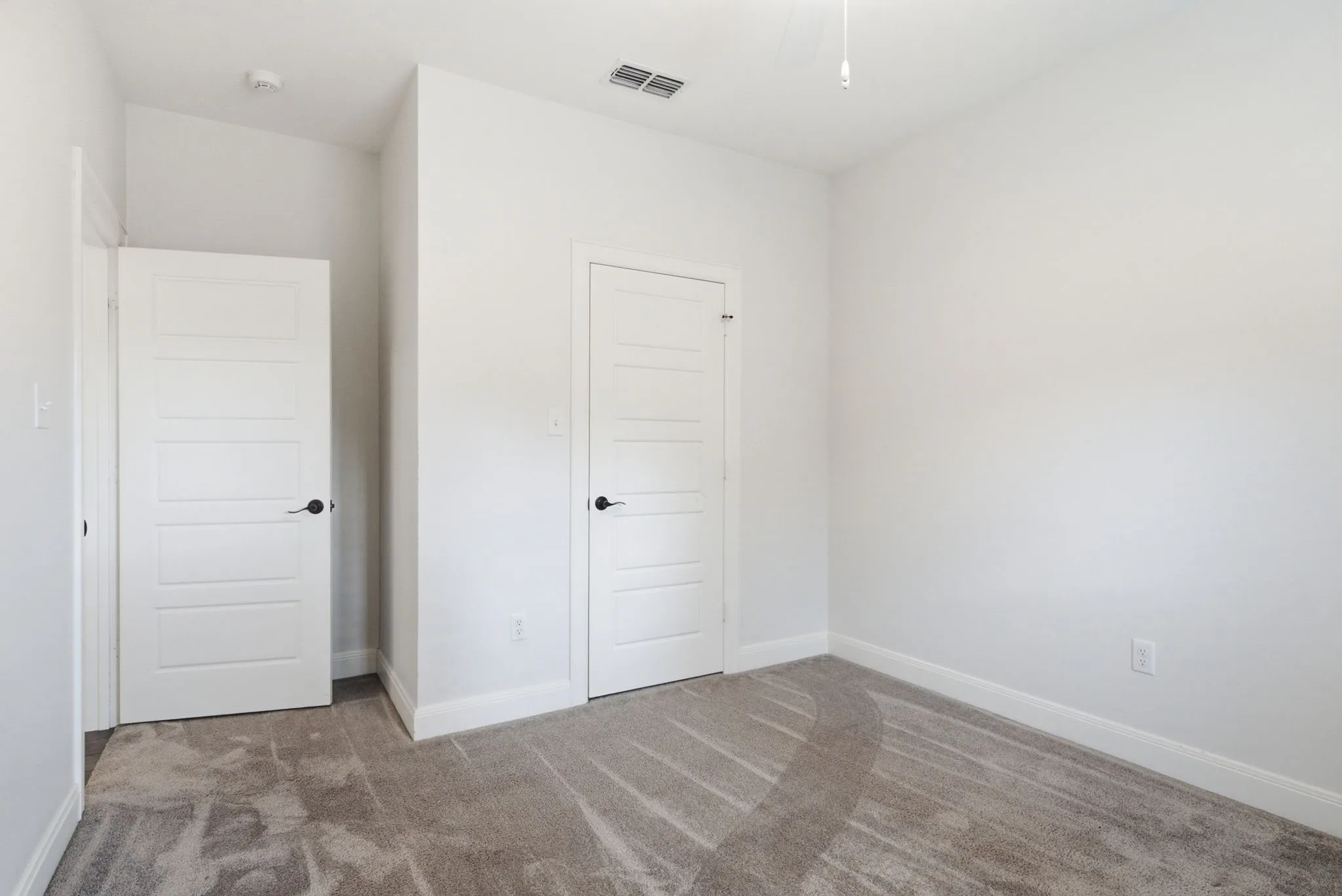 Single Family Residence For Sale in Wood County , 158 Forest View Drive, Mineola, Texas 75773, 4 Bedroom, 3 Bathroom, 2 Garage spaces, 2,445 Sqft, built in 2021, mls#21358098, Real Estate Agent in Mineola, Homes For Sale in Wood county, Homes For Sale in Mineola, Realtor in Mineola Texas, Real Estate Brokerage Independent Realty Texas, Luminita Cordes Realtor