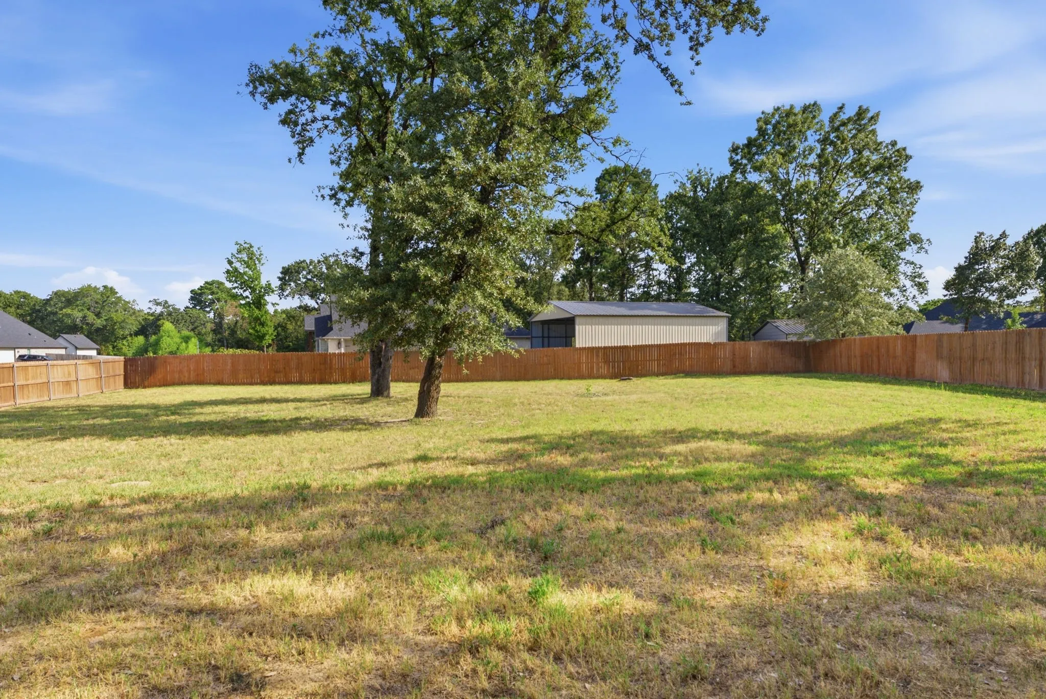 Single Family Residence For Sale in Wood County , 158 Forest View Drive, Mineola, Texas 75773, 4 Bedroom, 3 Bathroom, 2 Garage spaces, 2,445 Sqft, built in 2021, mls#21358098, Real Estate Agent in Mineola, Homes For Sale in Wood county, Homes For Sale in Mineola, Realtor in Mineola Texas, Real Estate Brokerage Independent Realty Texas, Luminita Cordes Realtor