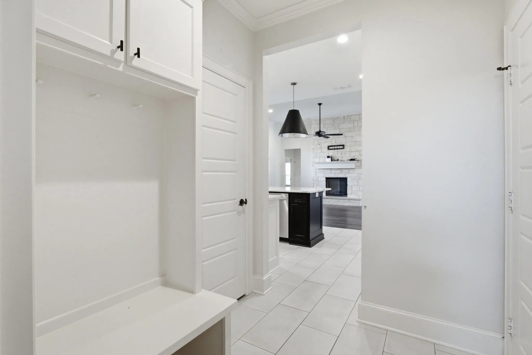 Single Family Residence For Sale in Wood County , 158 Forest View Drive, Mineola, Texas 75773, 4 Bedroom, 3 Bathroom, 2 Garage spaces, 2,445 Sqft, built in 2021, mls#21358098, Real Estate Agent in Mineola, Homes For Sale in Wood county, Homes For Sale in Mineola, Realtor in Mineola Texas, Real Estate Brokerage Independent Realty Texas, Luminita Cordes Realtor