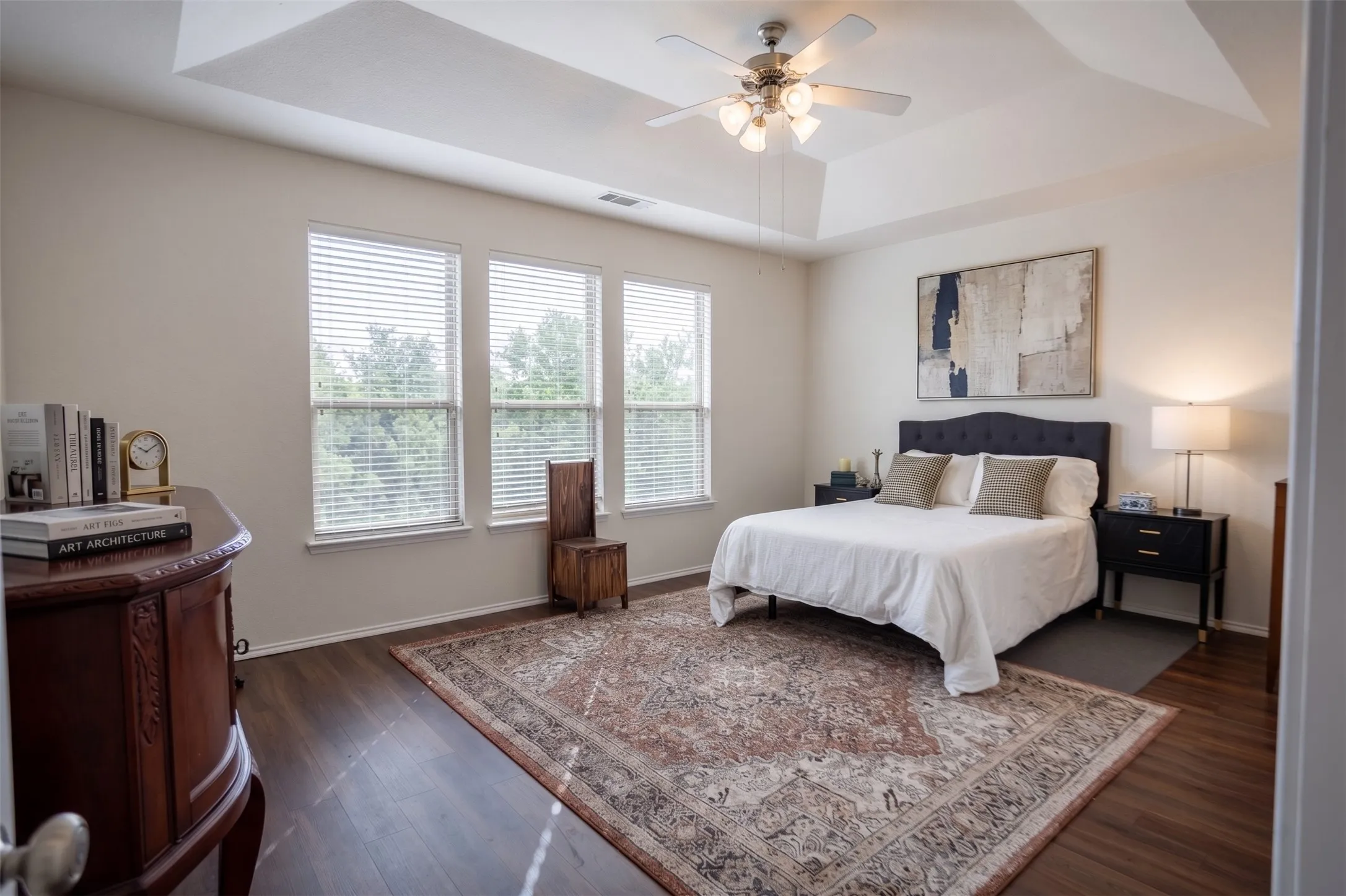 Single Family Residence For Sale in Tarrant County , 10713 Vista Heights Boulevard, Fort Worth, Texas 76108, 5 Bedroom, 4 Bathroom, 2 Garage spaces, 3,112 Sqft, built in 2005, mls#21358795, Real Estate Agent in Fort Worth, Homes For Sale in Tarrant county, Homes For Sale in Fort Worth, Realtor in Fort Worth Texas, Real Estate Brokerage Independent Realty Texas, Luminita Cordes Realtor