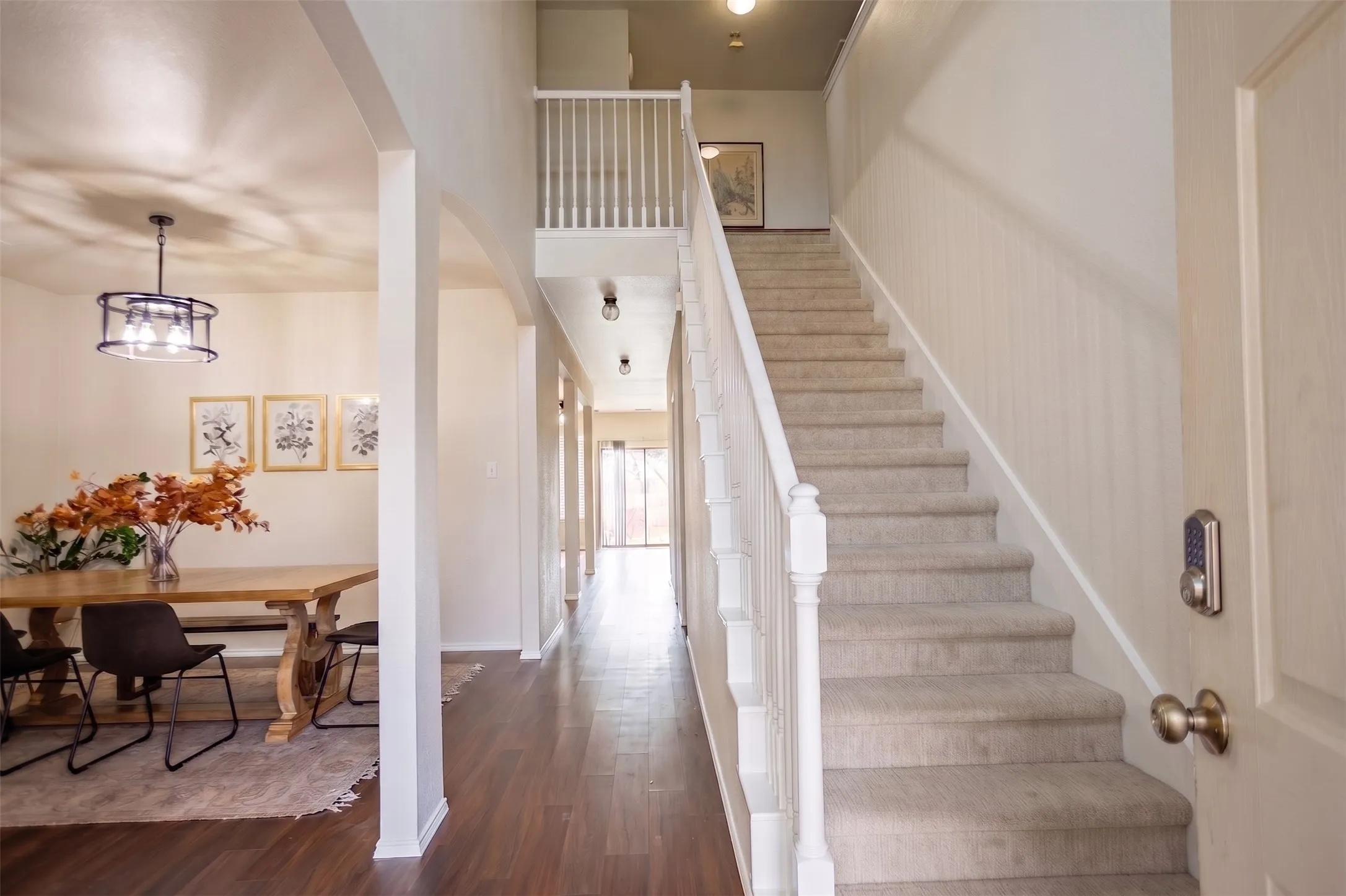 Single Family Residence For Sale in Tarrant County , 10713 Vista Heights Boulevard, Fort Worth, Texas 76108, 5 Bedroom, 4 Bathroom, 2 Garage spaces, 3,112 Sqft, built in 2005, mls#21358795, Real Estate Agent in Fort Worth, Homes For Sale in Tarrant county, Homes For Sale in Fort Worth, Realtor in Fort Worth Texas, Real Estate Brokerage Independent Realty Texas, Luminita Cordes Realtor
