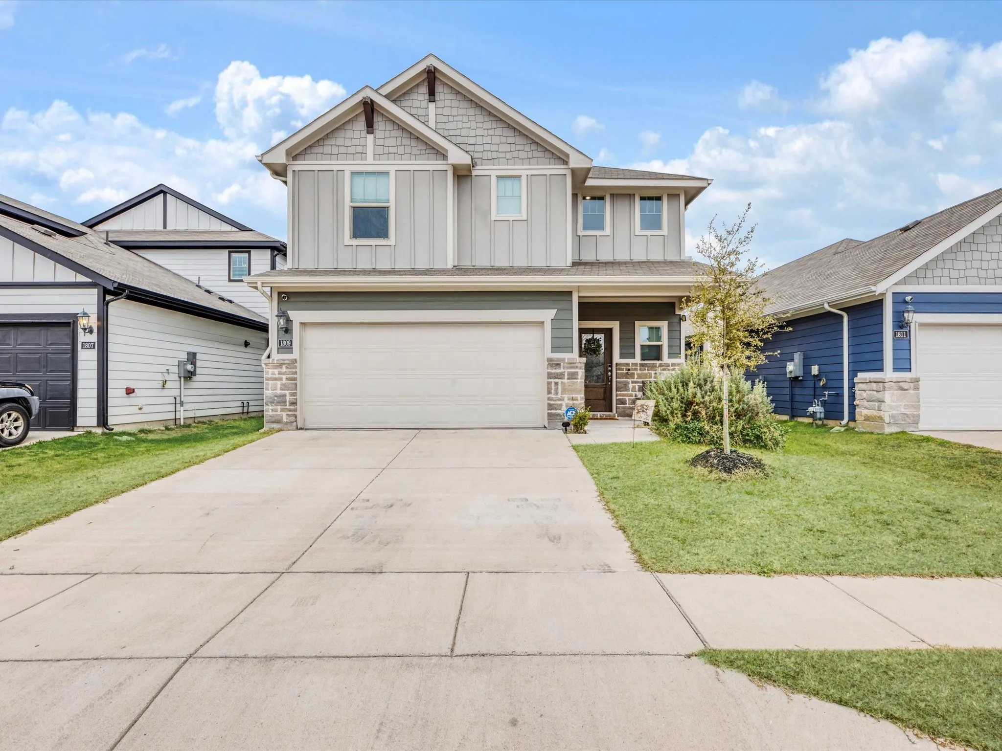 Single Family Residence For Sale in Kaufman County , 1809 Ash Oak Lane, Forney, Texas 75126, 4 Bedroom, 3 Bathroom, 2 Garage spaces, 2,259 Sqft, built in 2022, mls#21358736, Real Estate Agent in Forney, Homes For Sale in Kaufman county, Homes For Sale in Forney, Realtor in Forney Texas, Real Estate Brokerage Independent Realty Texas, Luminita Cordes Realtor