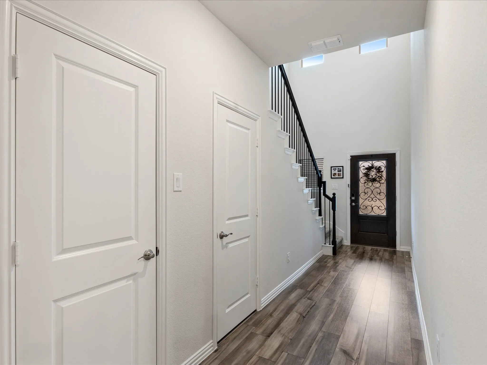 Single Family Residence For Sale in Kaufman County , 1809 Ash Oak Lane, Forney, Texas 75126, 4 Bedroom, 3 Bathroom, 2 Garage spaces, 2,259 Sqft, built in 2022, mls#21358736, Real Estate Agent in Forney, Homes For Sale in Kaufman county, Homes For Sale in Forney, Realtor in Forney Texas, Real Estate Brokerage Independent Realty Texas, Luminita Cordes Realtor