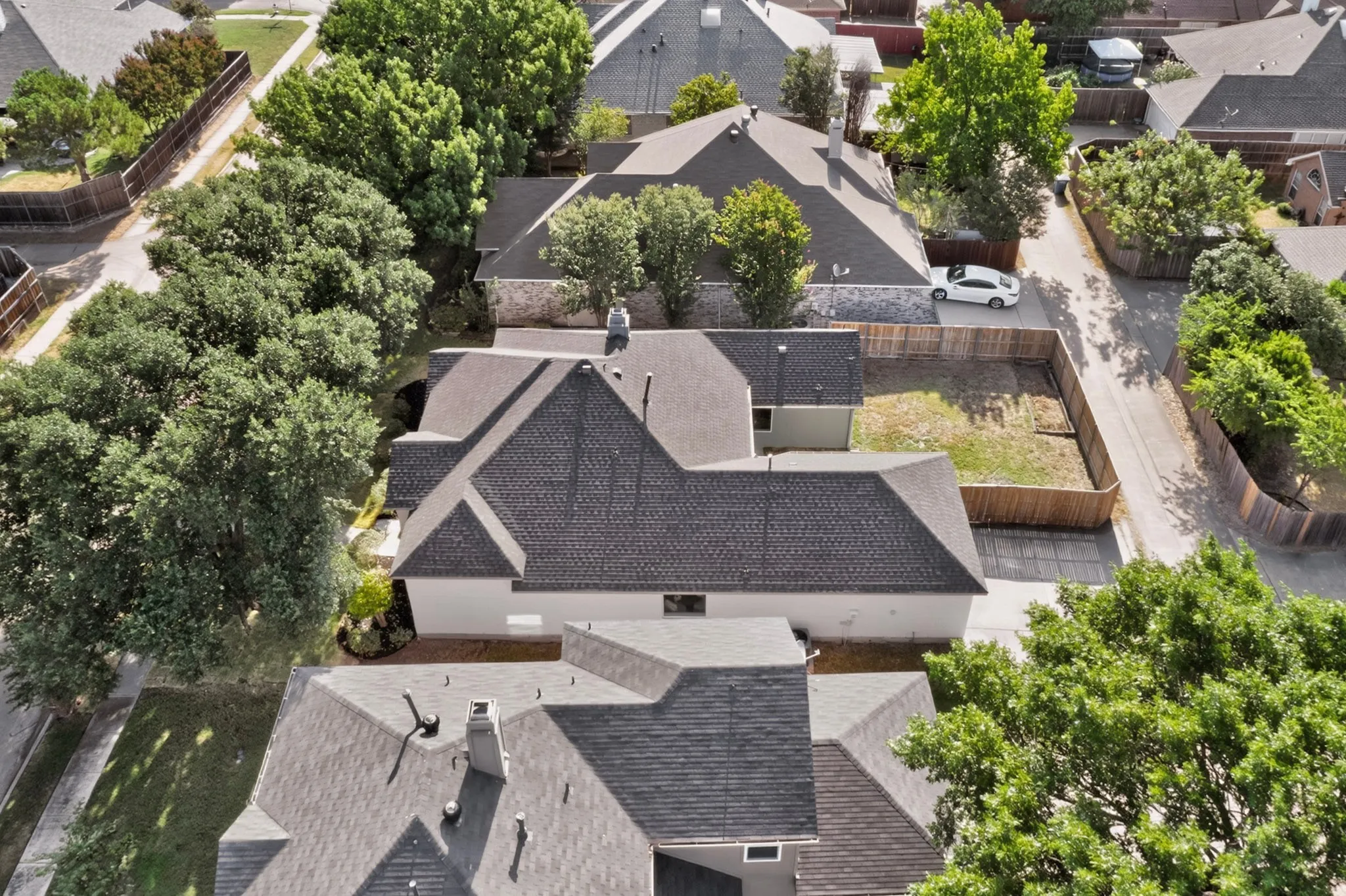 Architectural roofing with multiple gables