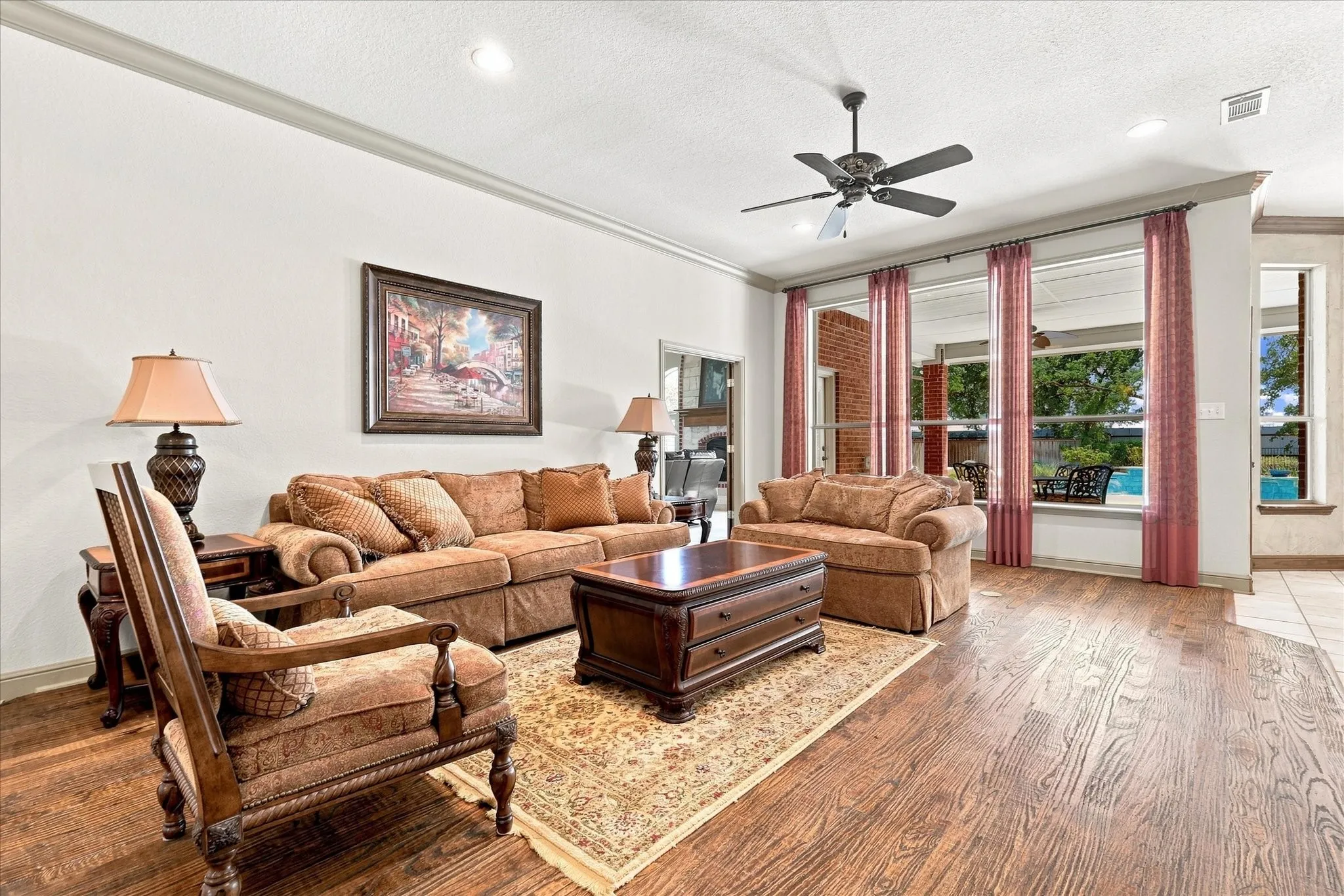 Single Family Residence For Sale in Denton County , 100 Woodland Drive, Krugerville, Texas 76227, 4 Bedroom, 3 Bathroom, 3 Garage spaces, 3,368 Sqft, built in 2005, mls#21357522, Real Estate Agent in Krugerville, Homes For Sale in Denton county, Homes For Sale in Krugerville, Realtor in Krugerville Texas, Real Estate Brokerage Independent Realty Texas, Luminita Cordes Realtor