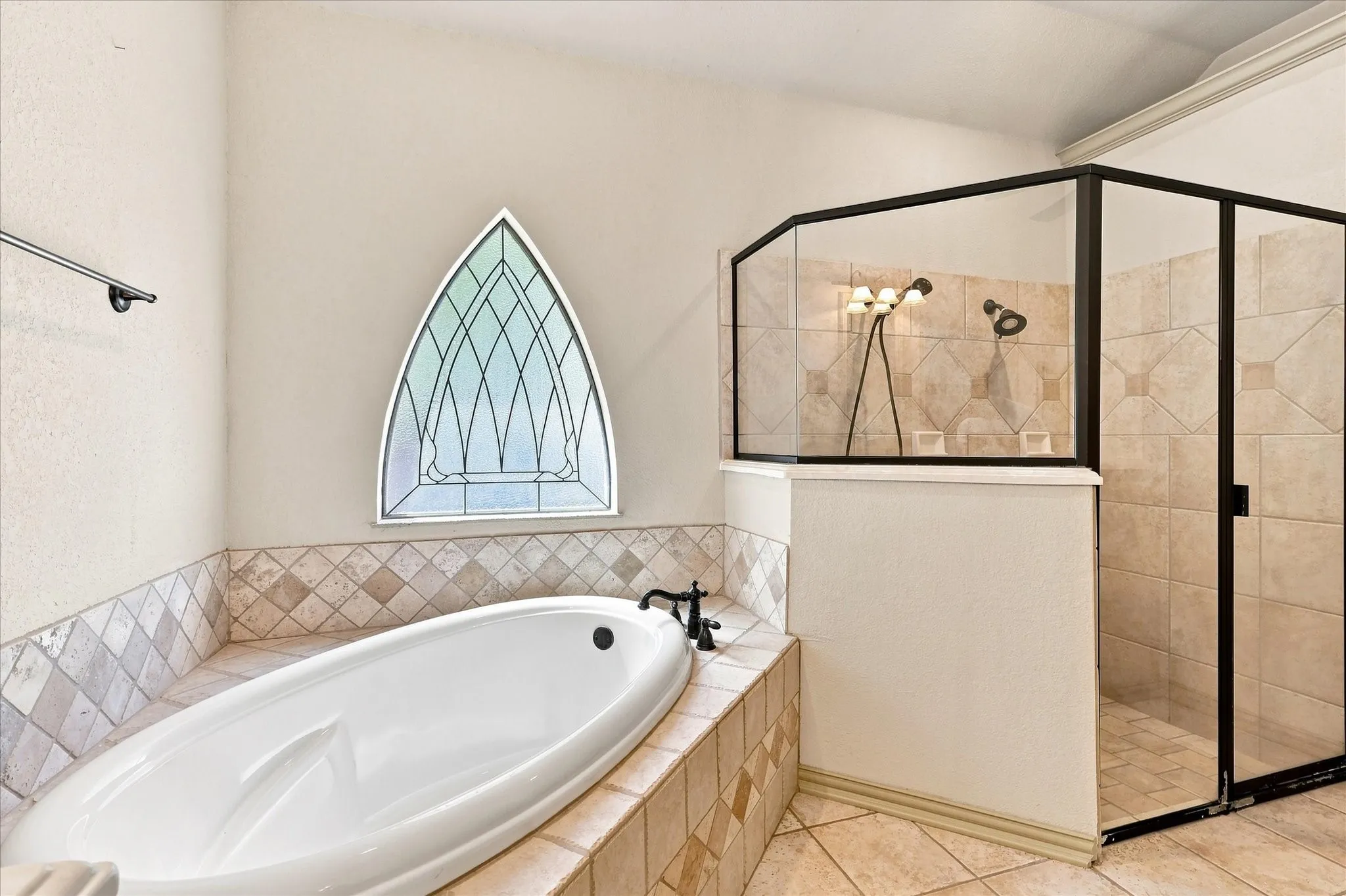 Bathroom ceiling was being repainted during pictures