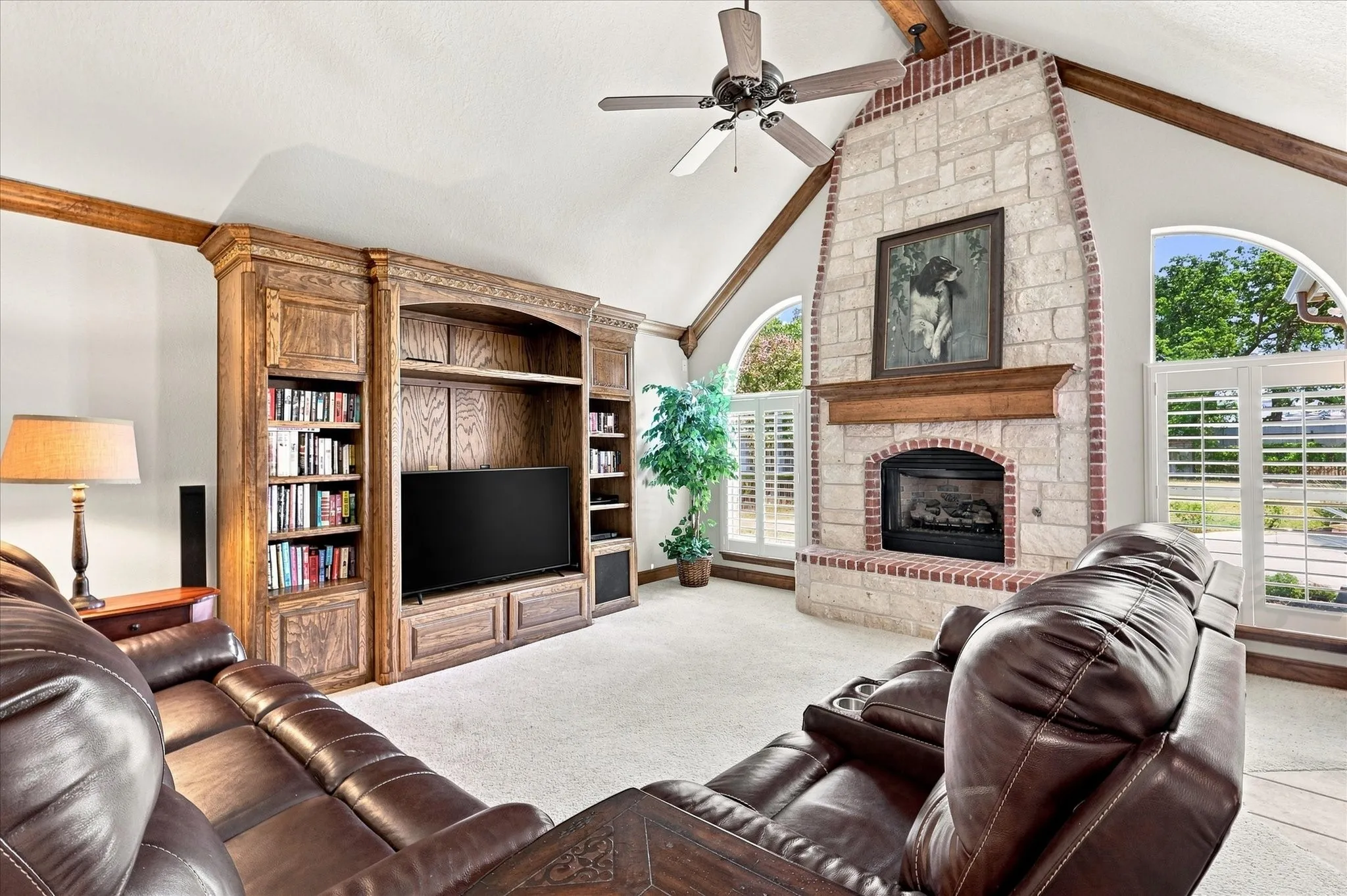 Single Family Residence For Sale in Denton County , 100 Woodland Drive, Krugerville, Texas 76227, 4 Bedroom, 3 Bathroom, 3 Garage spaces, 3,368 Sqft, built in 2005, mls#21357522, Real Estate Agent in Krugerville, Homes For Sale in Denton county, Homes For Sale in Krugerville, Realtor in Krugerville Texas, Real Estate Brokerage Independent Realty Texas, Luminita Cordes Realtor